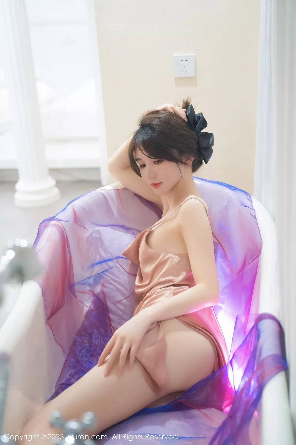[XiuRen秀人网]第6458期婠婠么写真 [55P]-018
