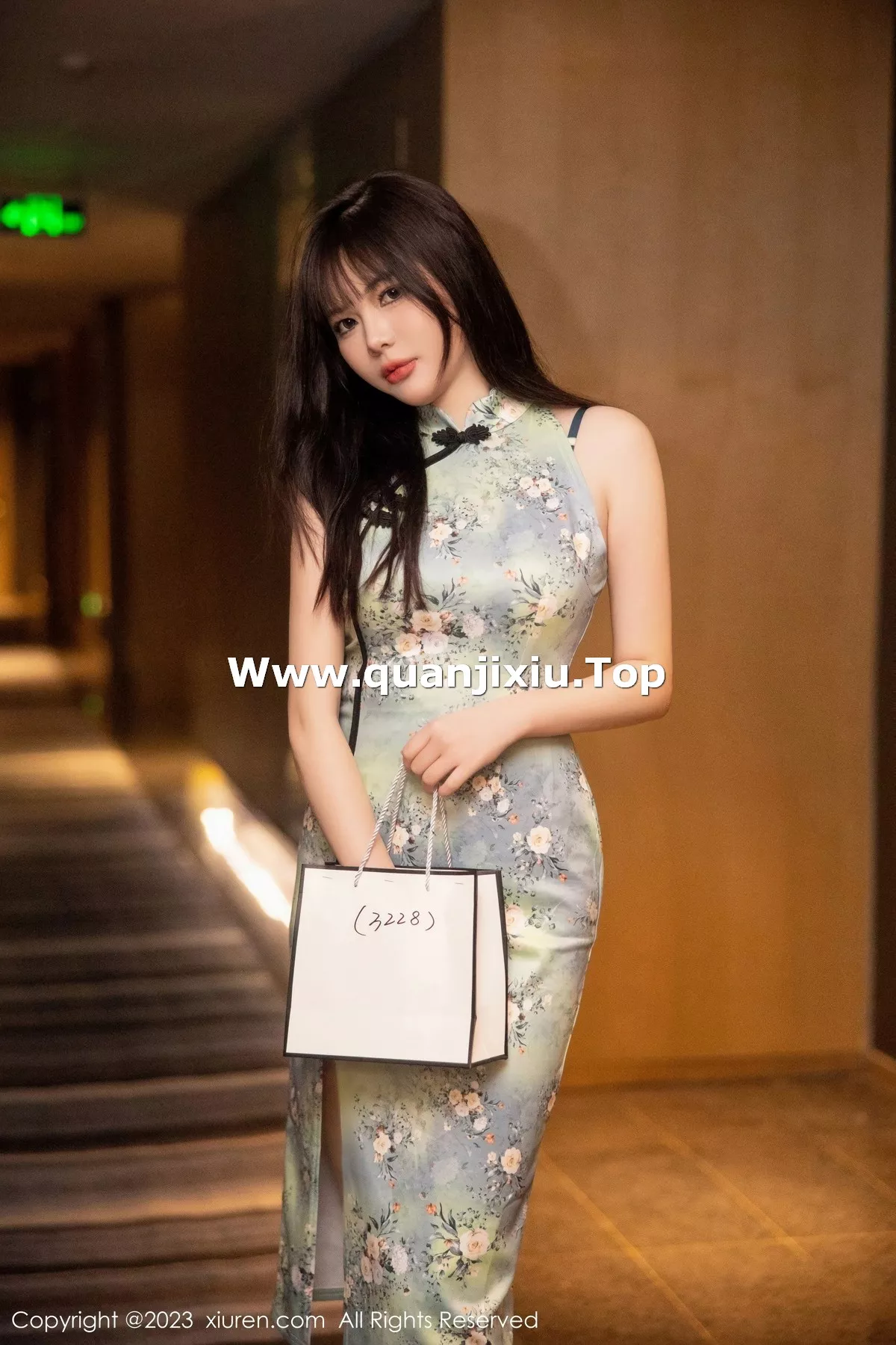 [XiuRen秀人网]第6464期薇薇写真 [69P]-009