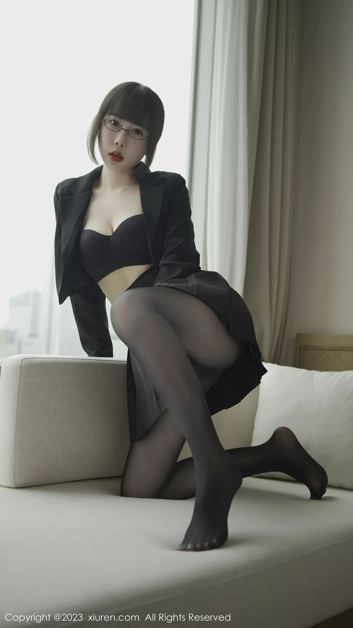 [XiuRen秀人网]第6629期夏馨瑶写真 [70P]-001