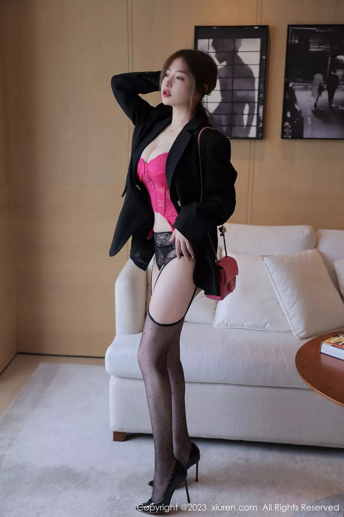 [XiuRen秀人网]第6644期养乐多写真 [66P]-002