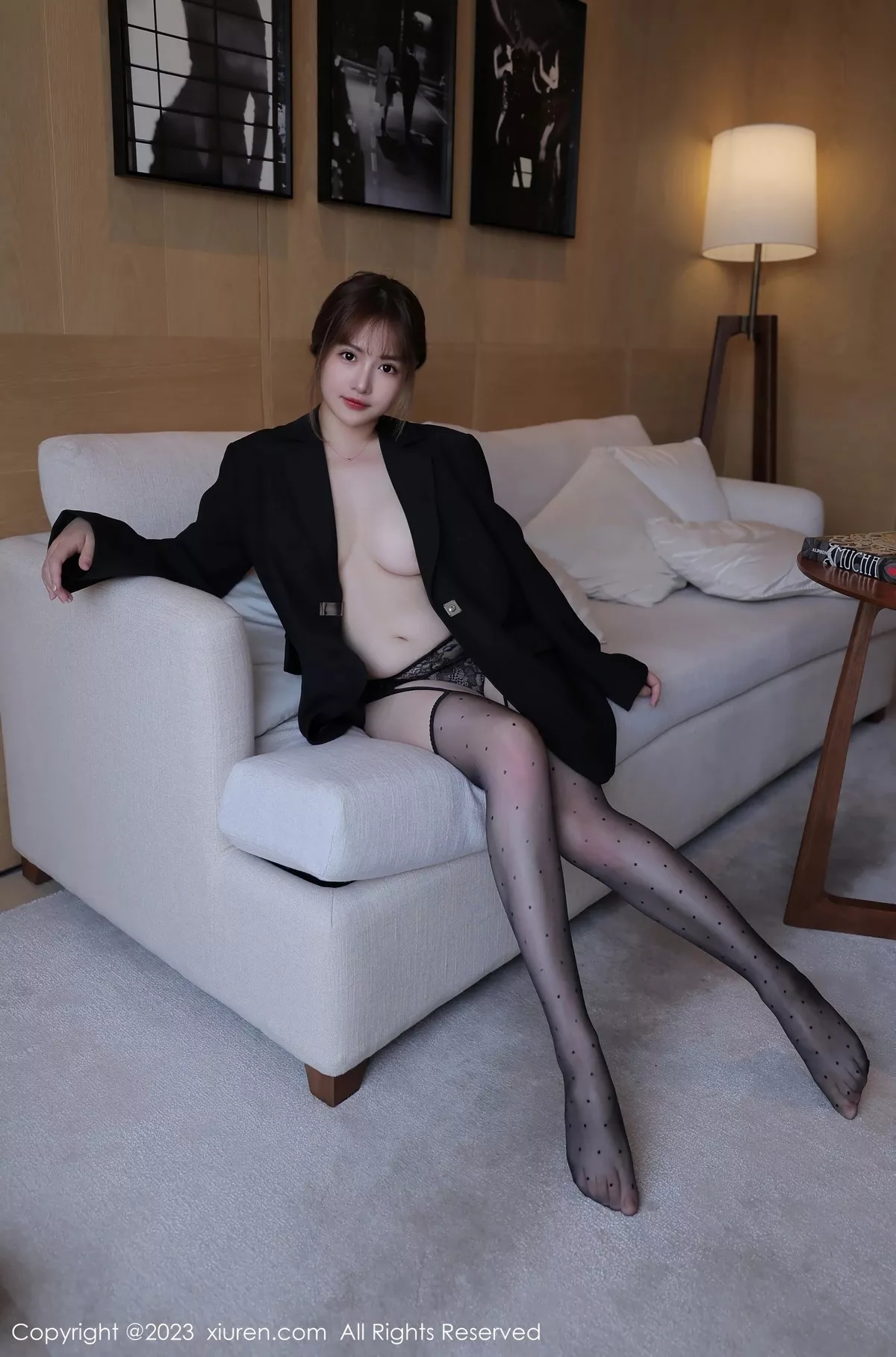 [XiuRen秀人网]第6644期养乐多写真 [66P]-043
