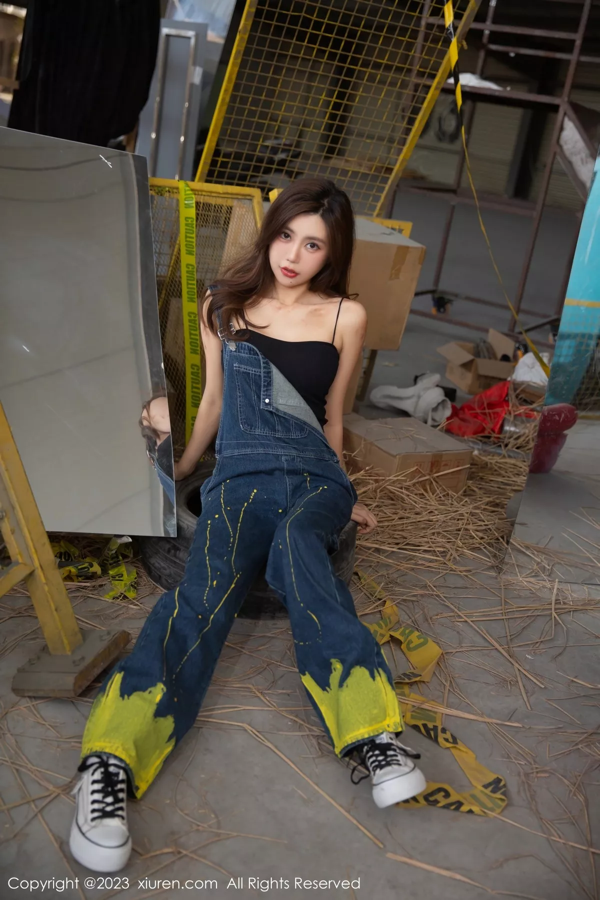 [XiuRen秀人网]第6659期绮里嘉写真 [78P]-001