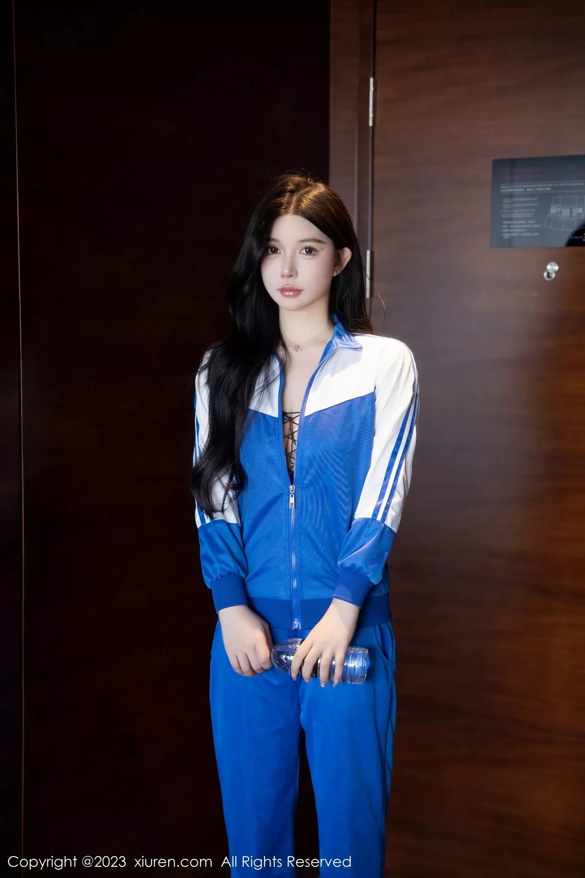 [XiuRen秀人网]第6660期林珊珊写真 [101P]-001