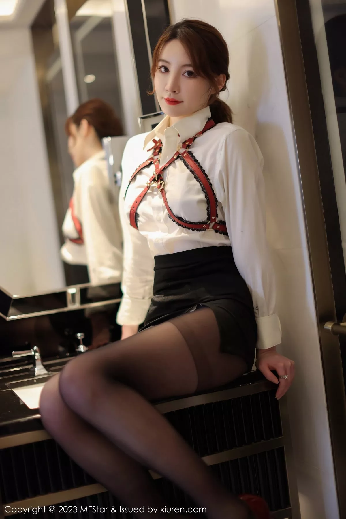 [MFStar模范学院]第615期yoo优优写真 [50P]-005