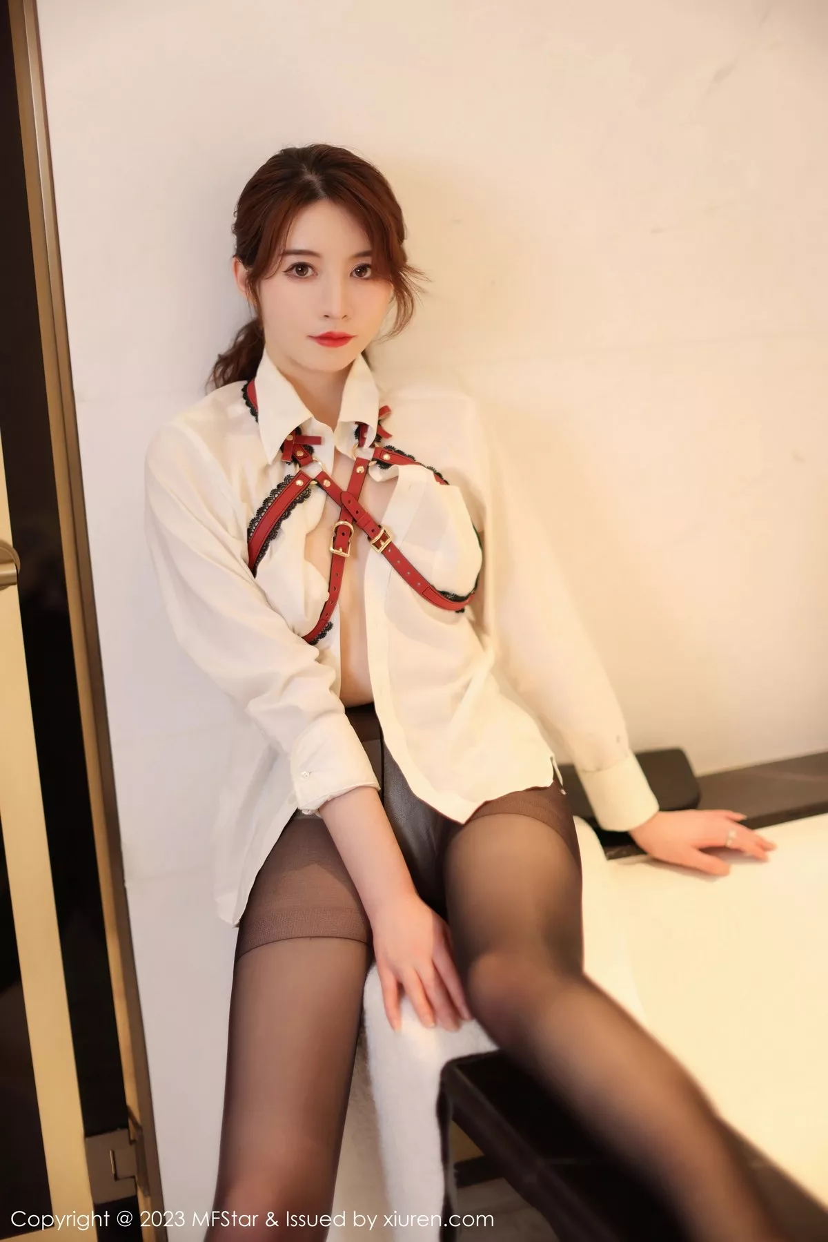[MFStar模范学院]第615期yoo优优写真 [50P]-023