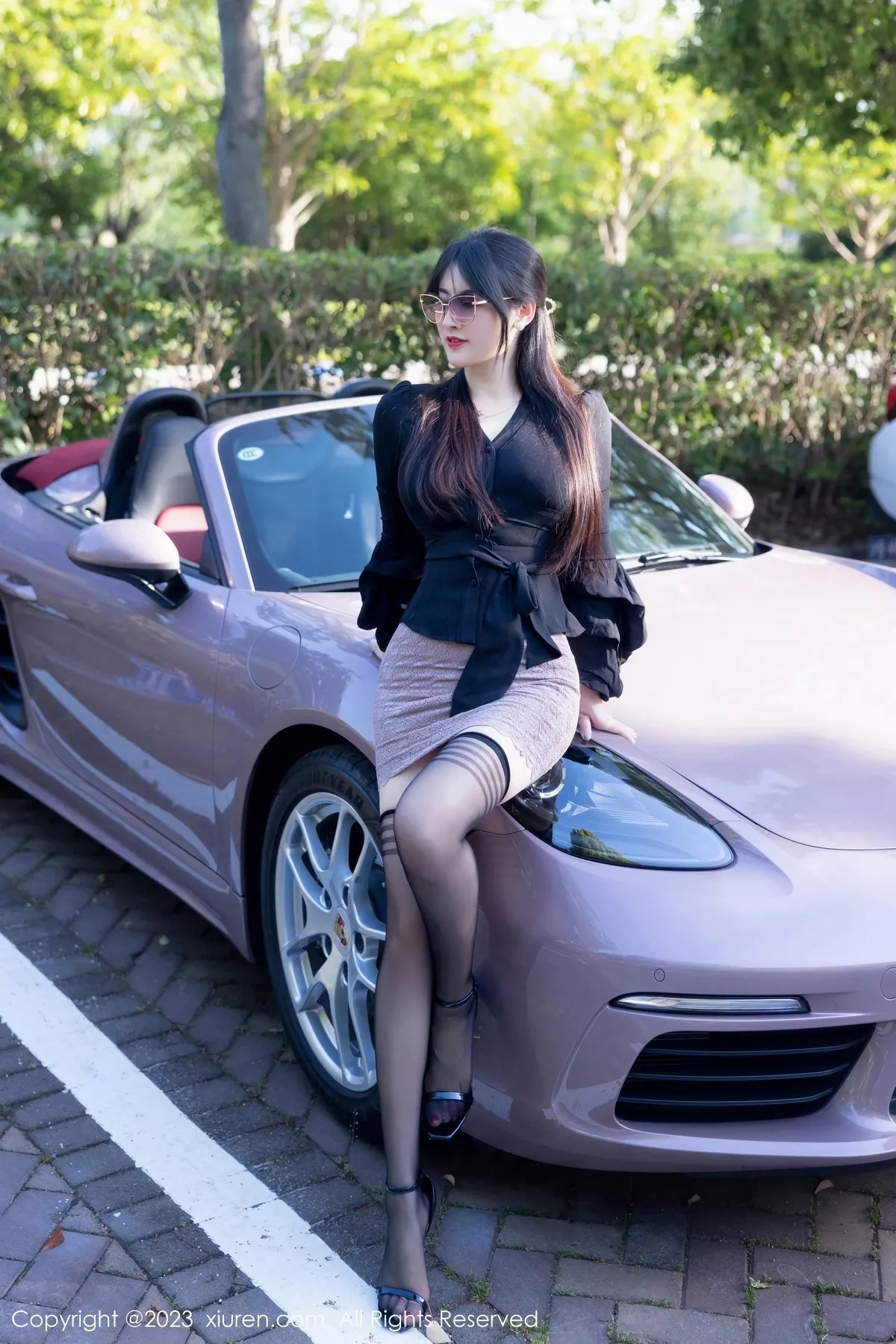 [XiuRen秀人网]第6676期诗诗写真 [82P]-002