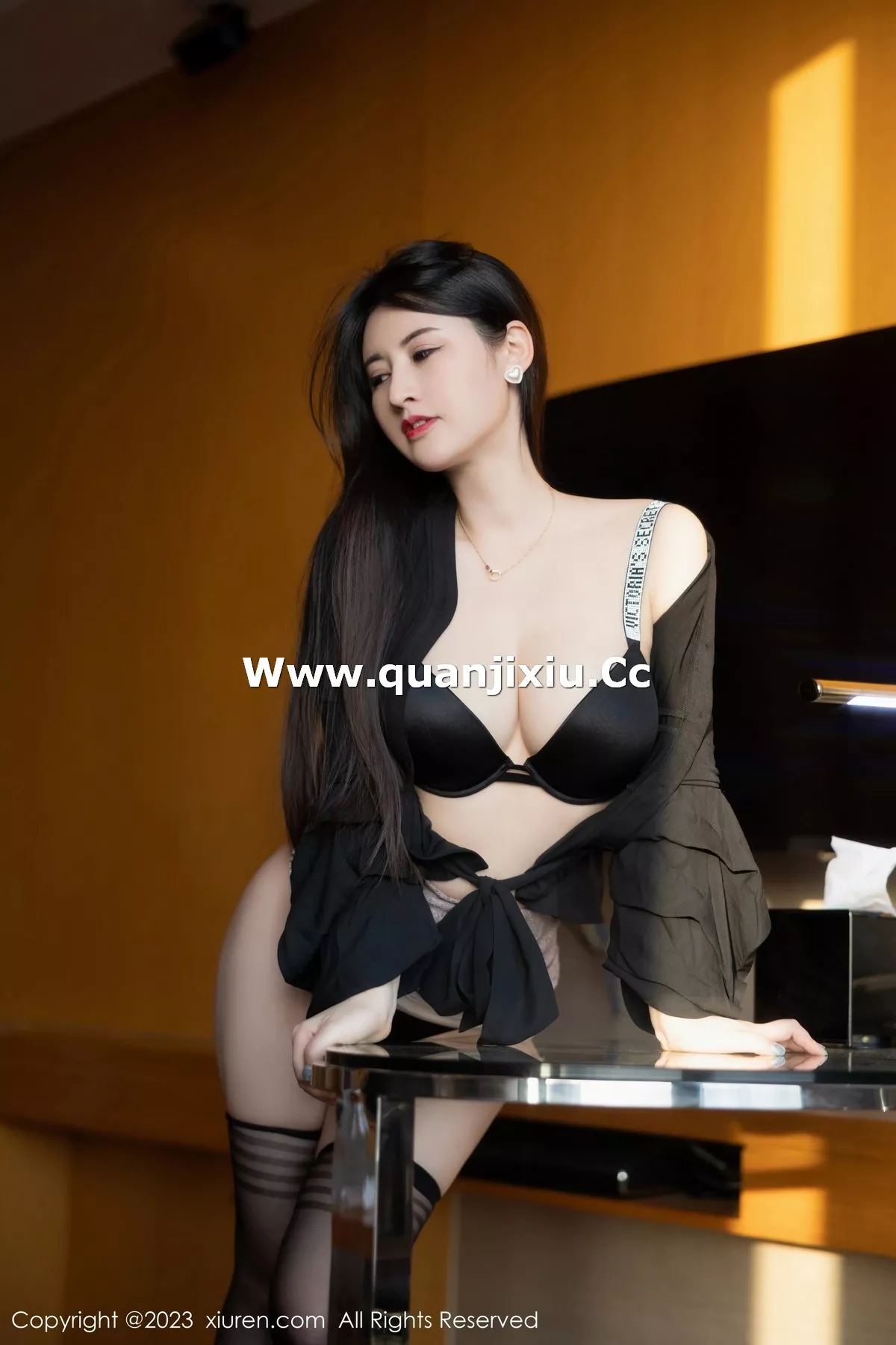 [XiuRen秀人网]第6676期诗诗写真 [82P]-050
