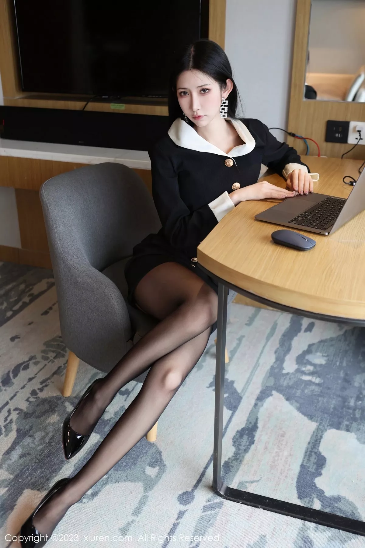 [XiuRen秀人网]第6695期依娜写真 [82P]-003