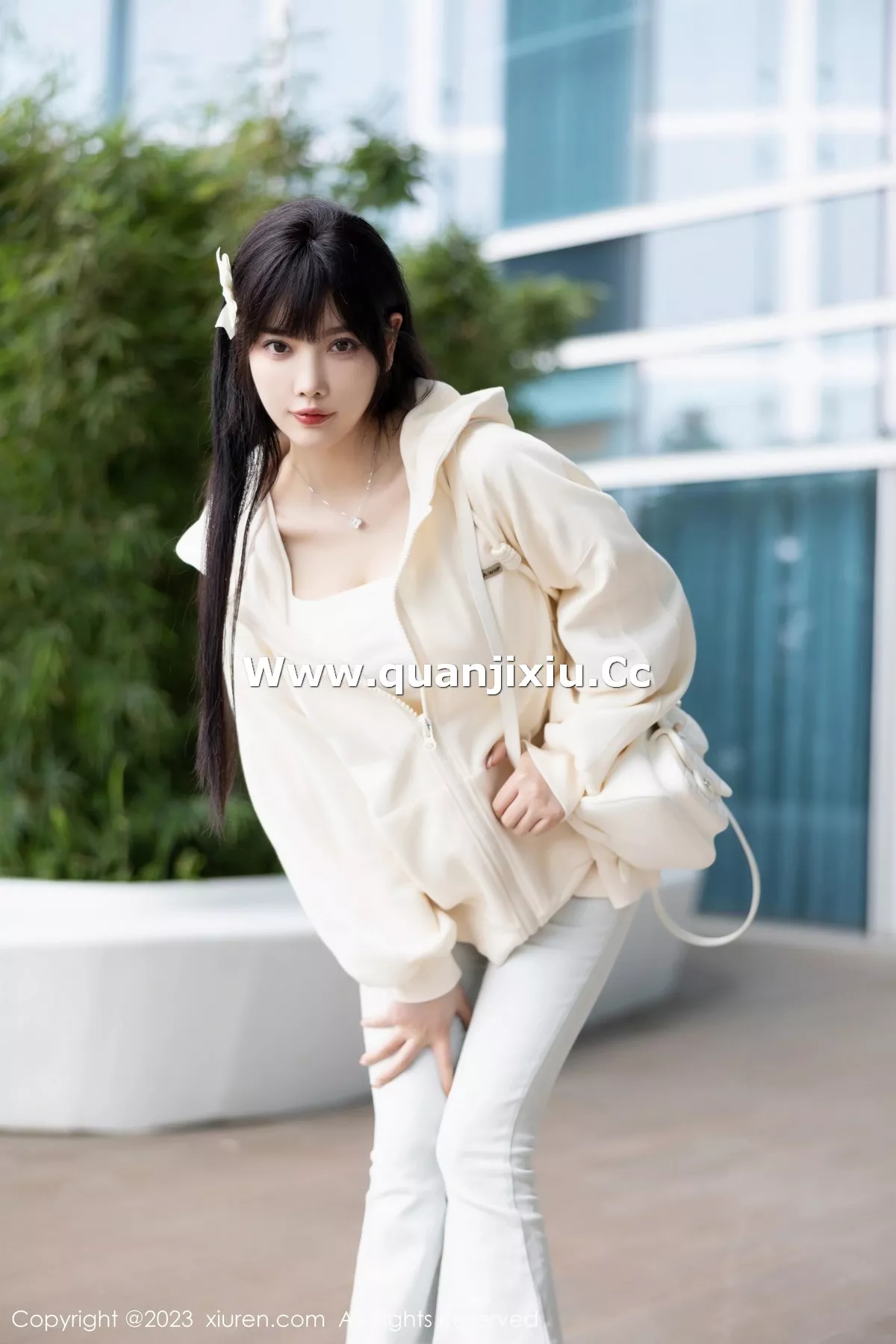 [XiuRen秀人网]第6707期杨晨晨写真 [90P]-002