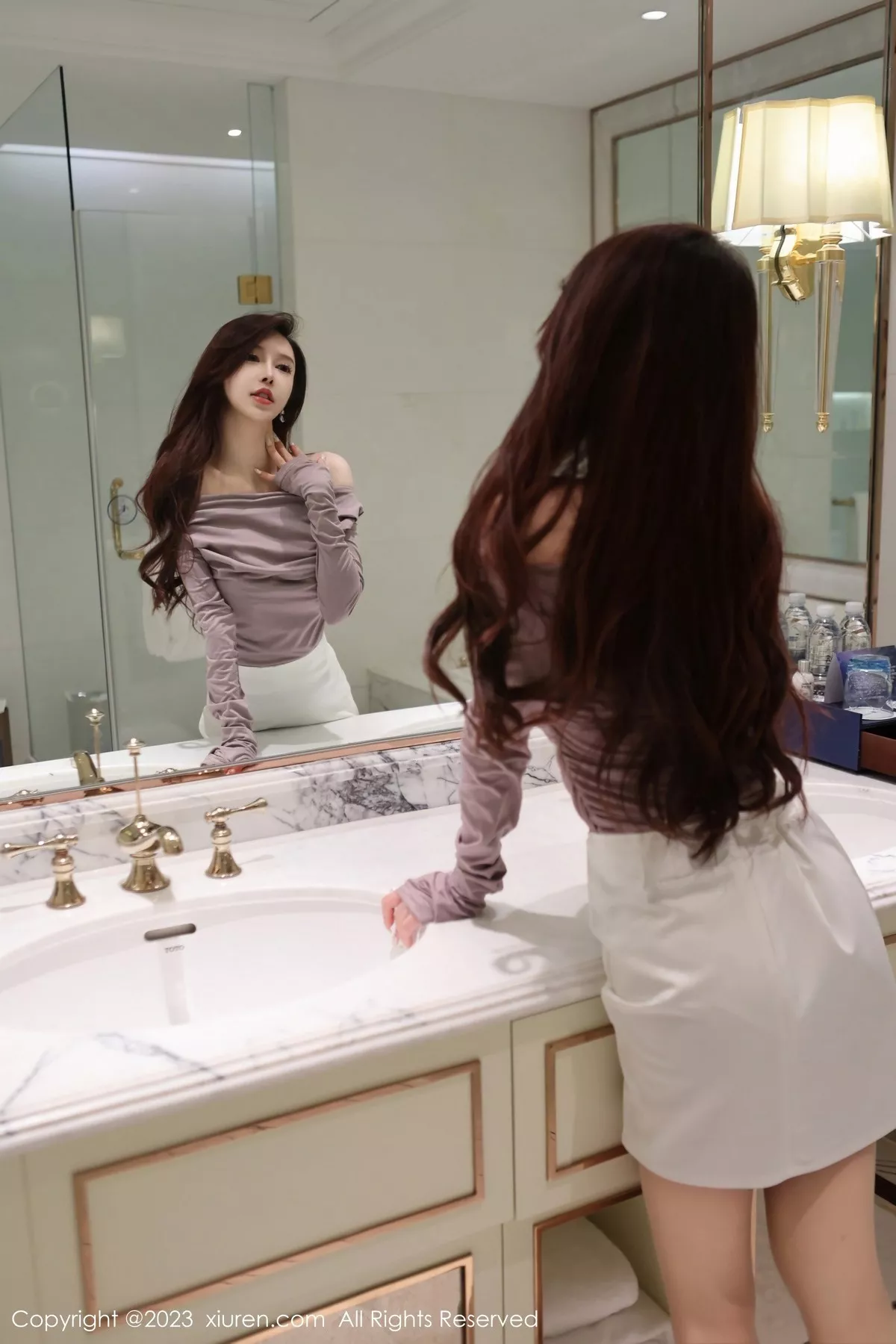 [XiuRen秀人网]第6728期玉兔写真 [79P]-001