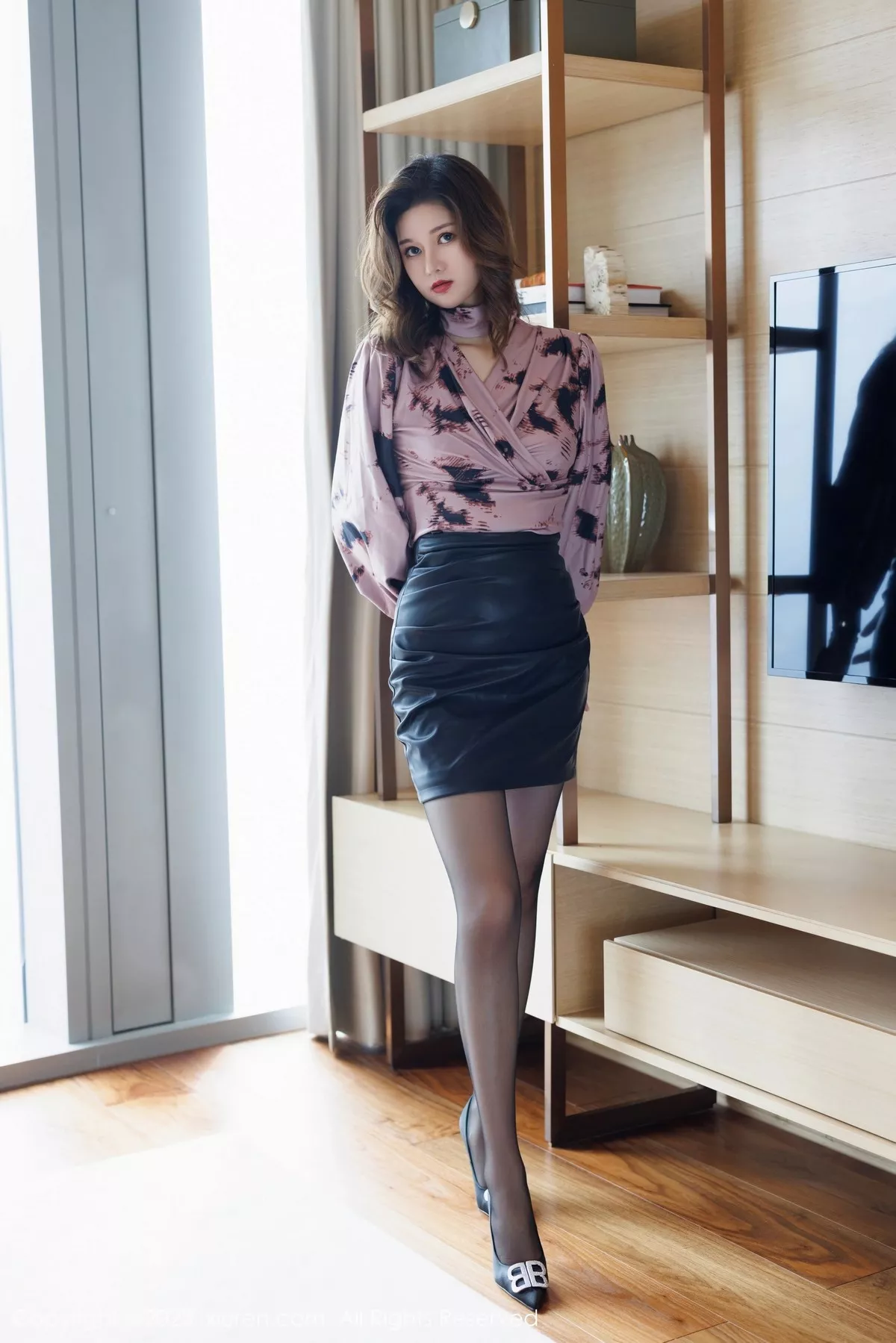 [XiuRen秀人网]第6735期杨可可写真 [63P]-002