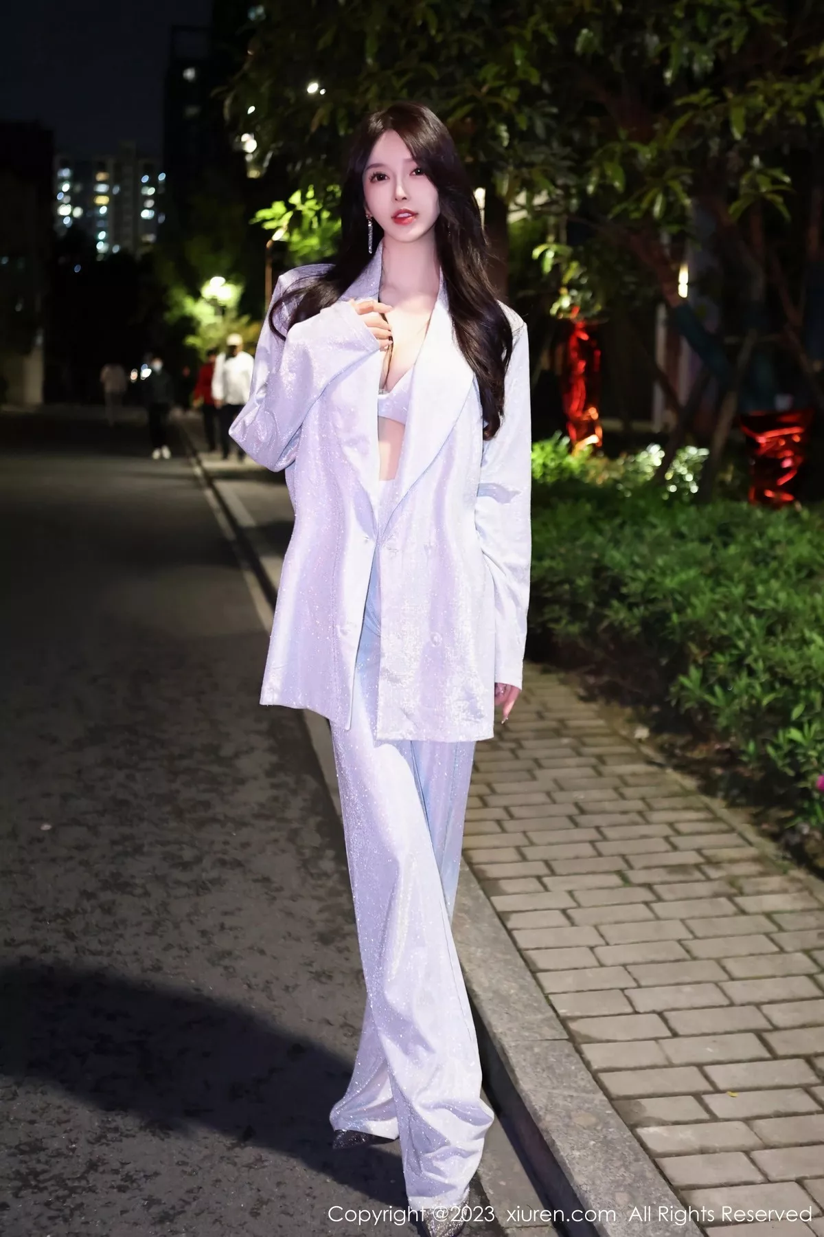 [XiuRen秀人网]第6605期玉兔写真 [82P]-003