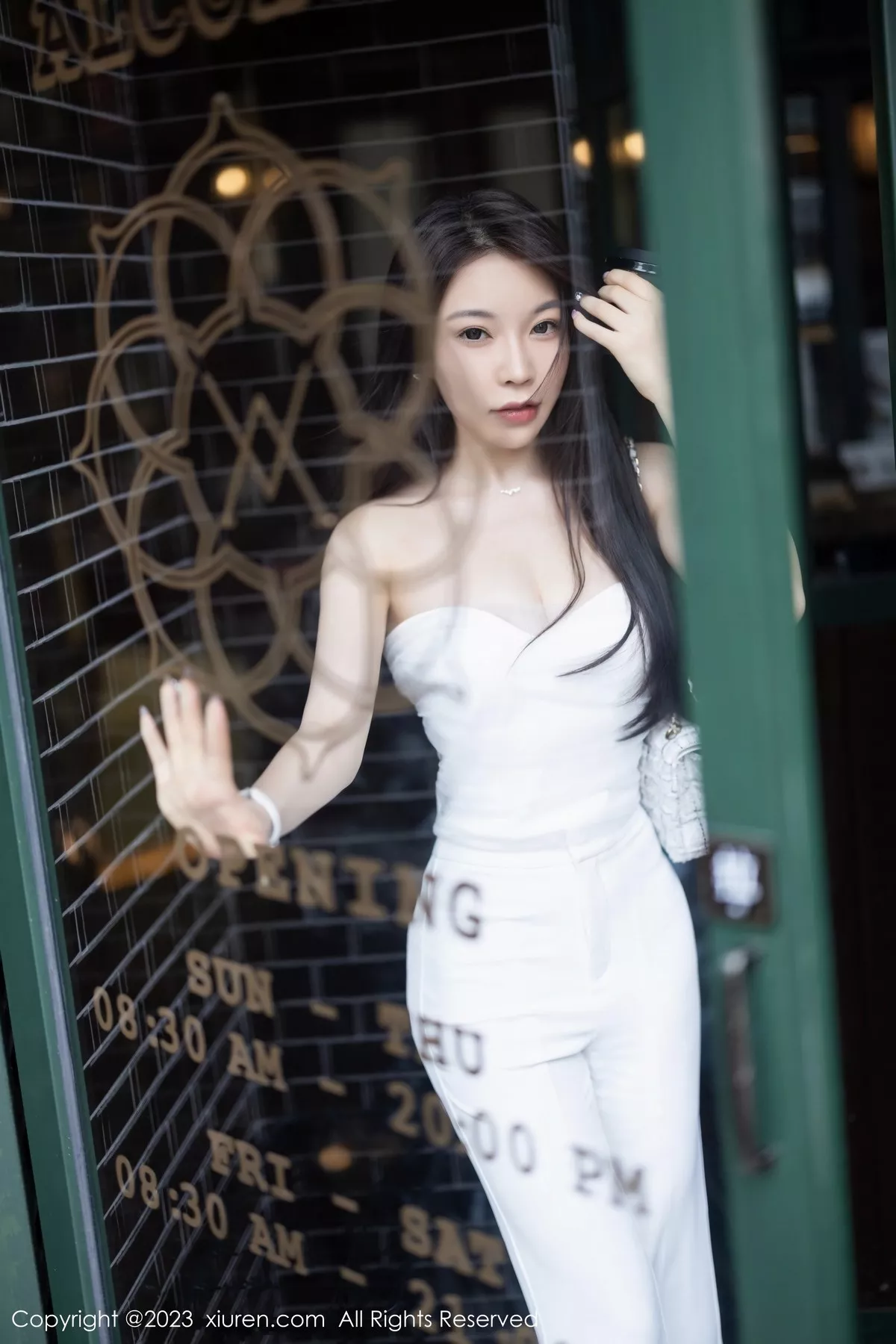 [XiuRen秀人网]第6628期徐莉芝写真 [82P]-004