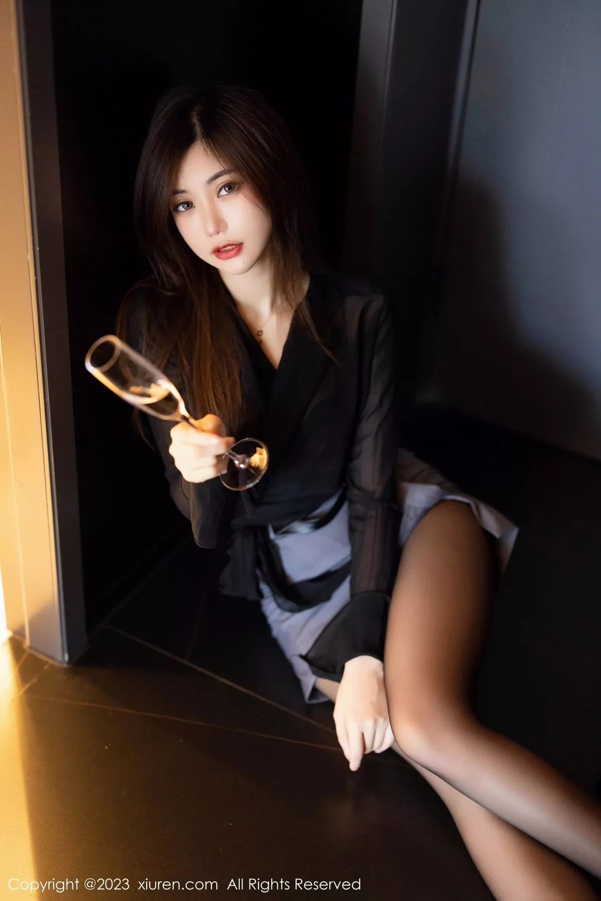 [XiuRen秀人网]第6770期绮里嘉写真 [93P]-037