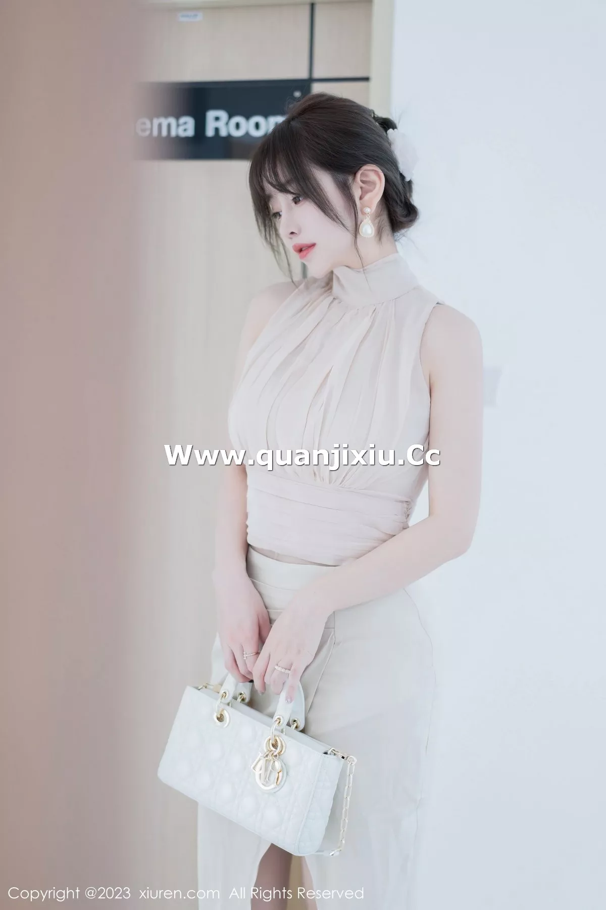 [XiuRen秀人网]第6768期王雨纯写真 [74P]-025