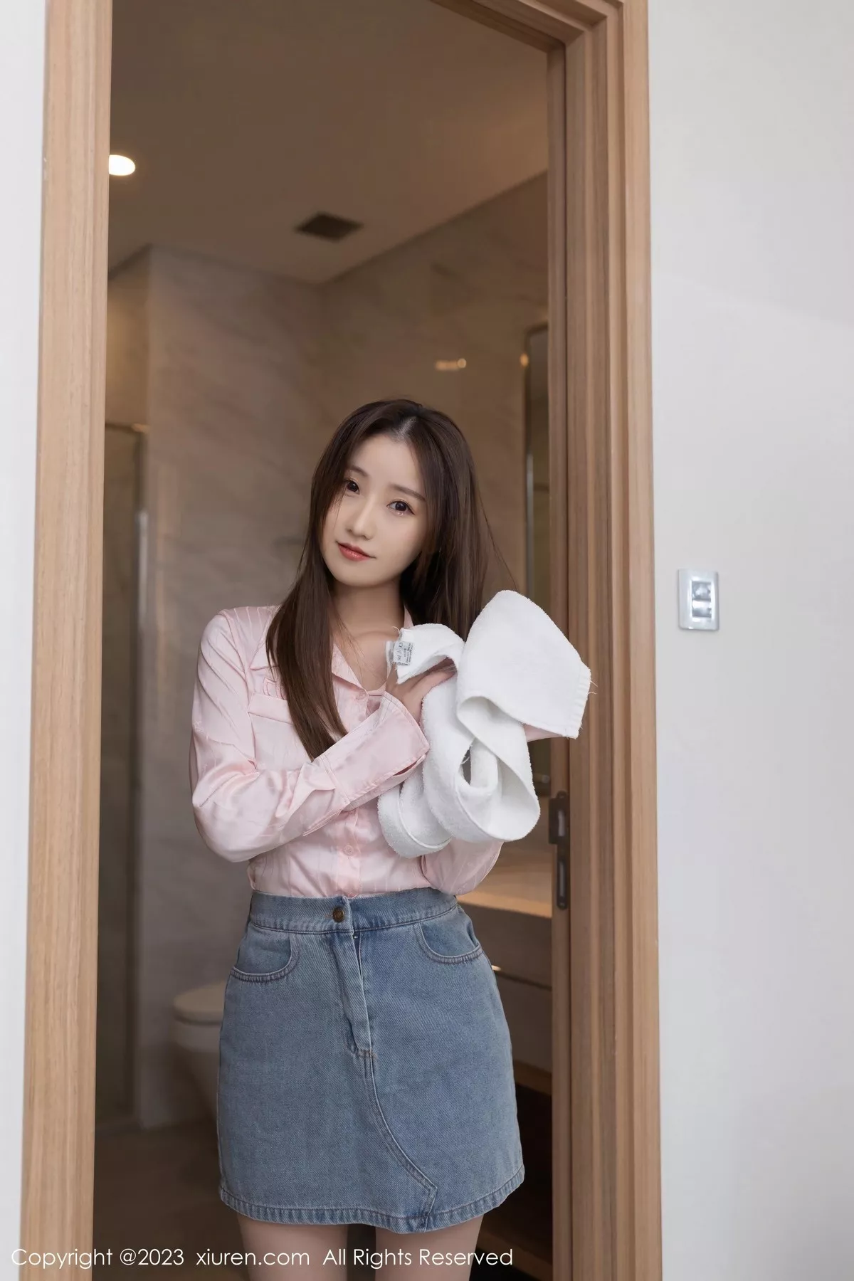 [XiuRen秀人网]第6832期杏子写真 [79P]-012