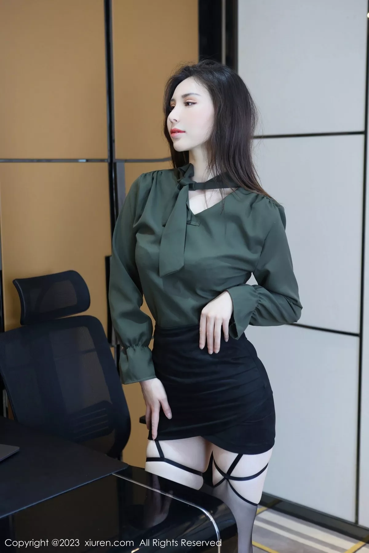 [XiuRen秀人网]第6844期王曼柔写真 [81P]-004