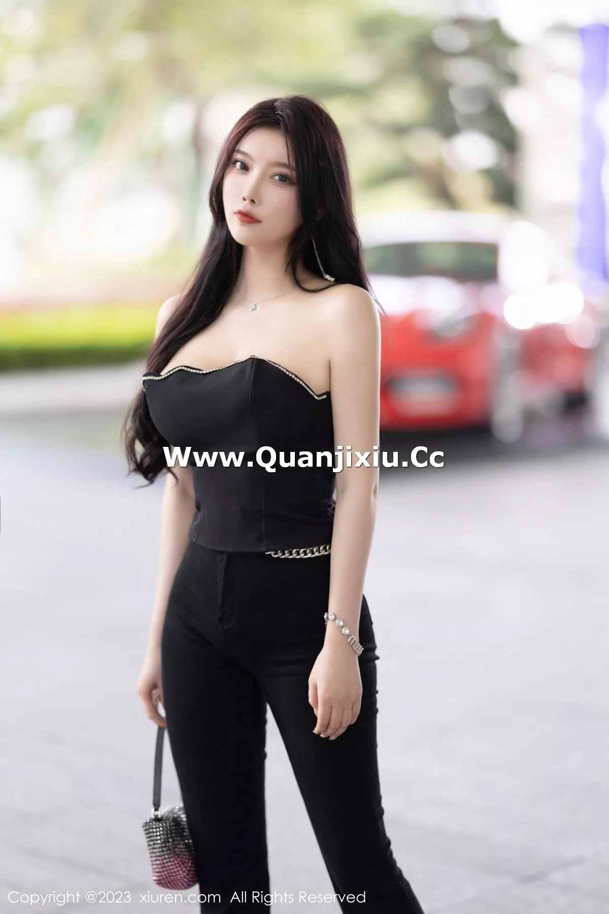 [XiuRen秀人网]第6866期杨晨晨写真 [90P]-002