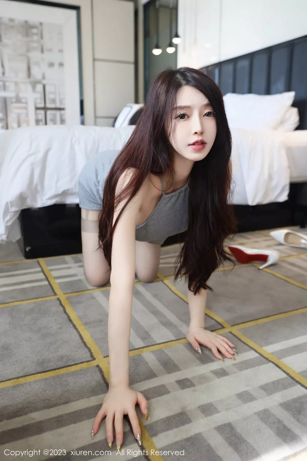 [XiuRen秀人网]第6863期玉兔写真 [80P]-021