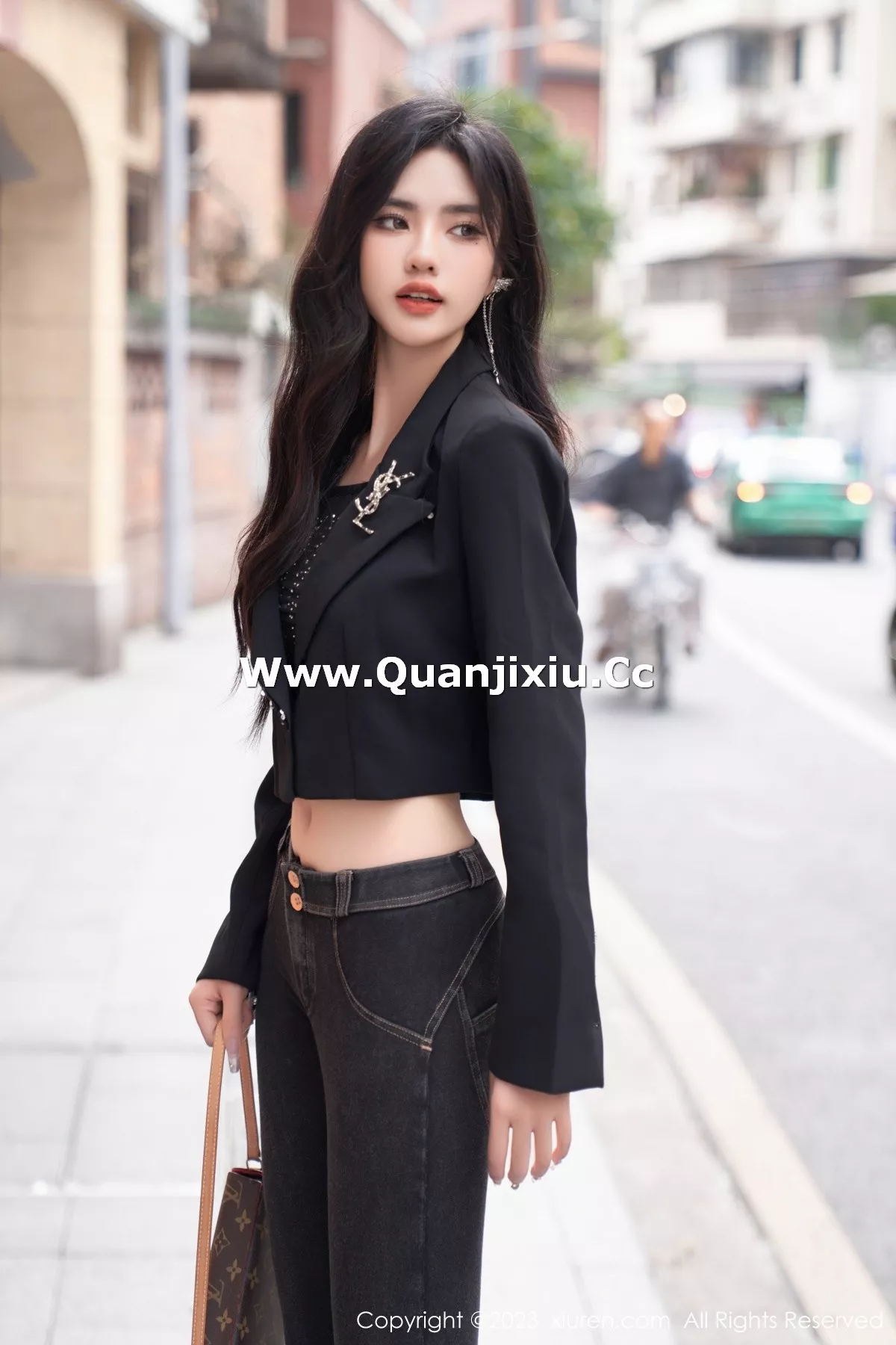 [XiuRen秀人网]第6874期浅浅写真 [89P]-011