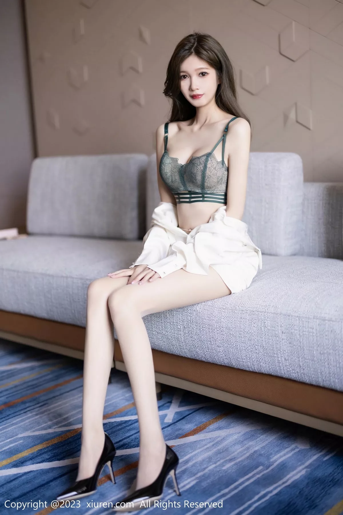 [XiuRen秀人网]第6882期程程程写真 [84P]-045