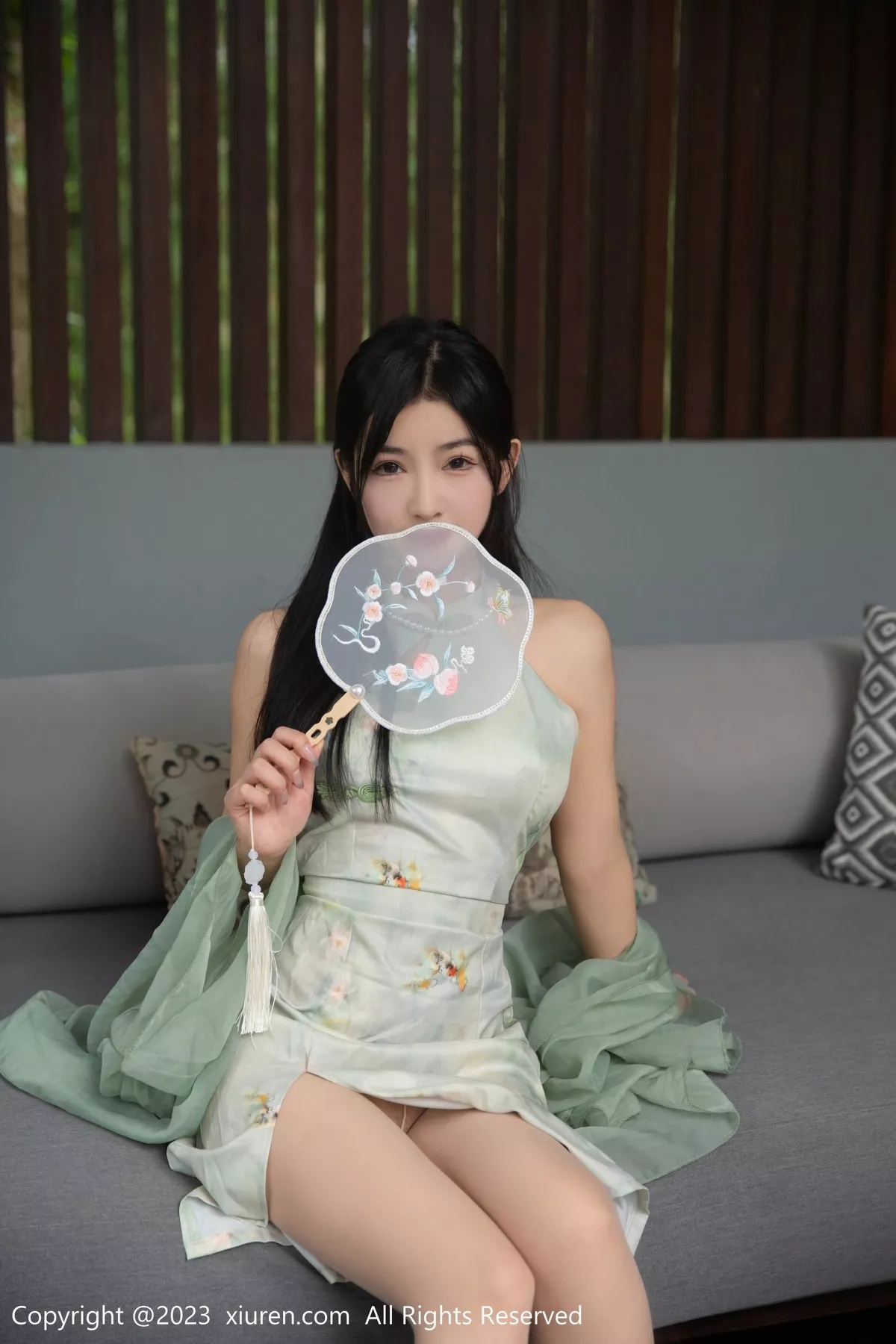 [XiuRen秀人网]第6880期谭小灵写真 [80P]-002