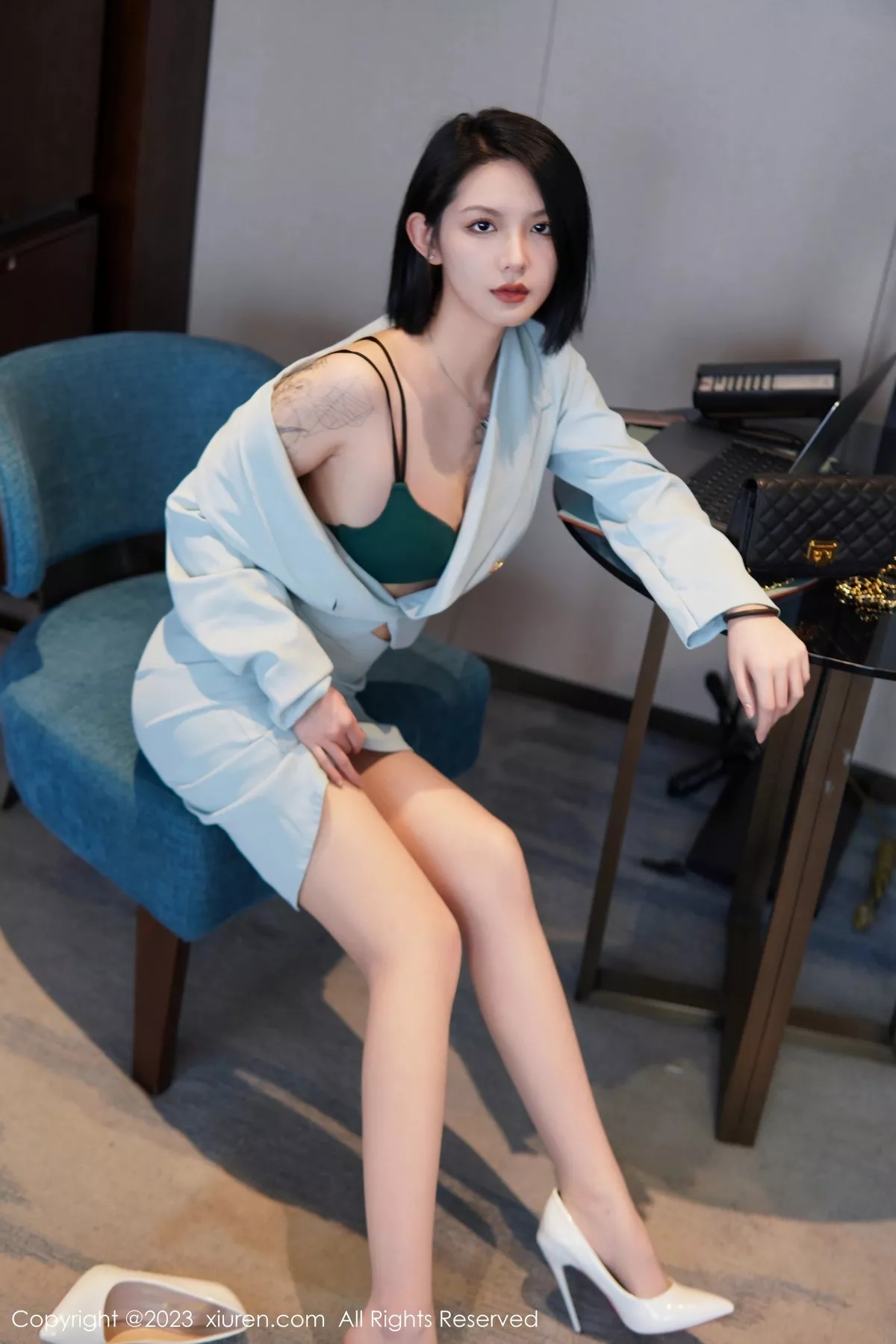 [XiuRen秀人网]第6885期乔一一写真 [74P]-024