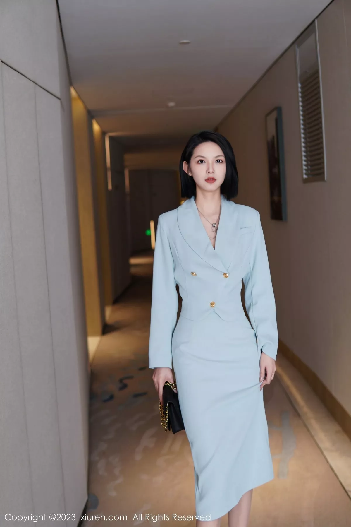 [XiuRen秀人网]第6885期乔一一写真 [74P]-001