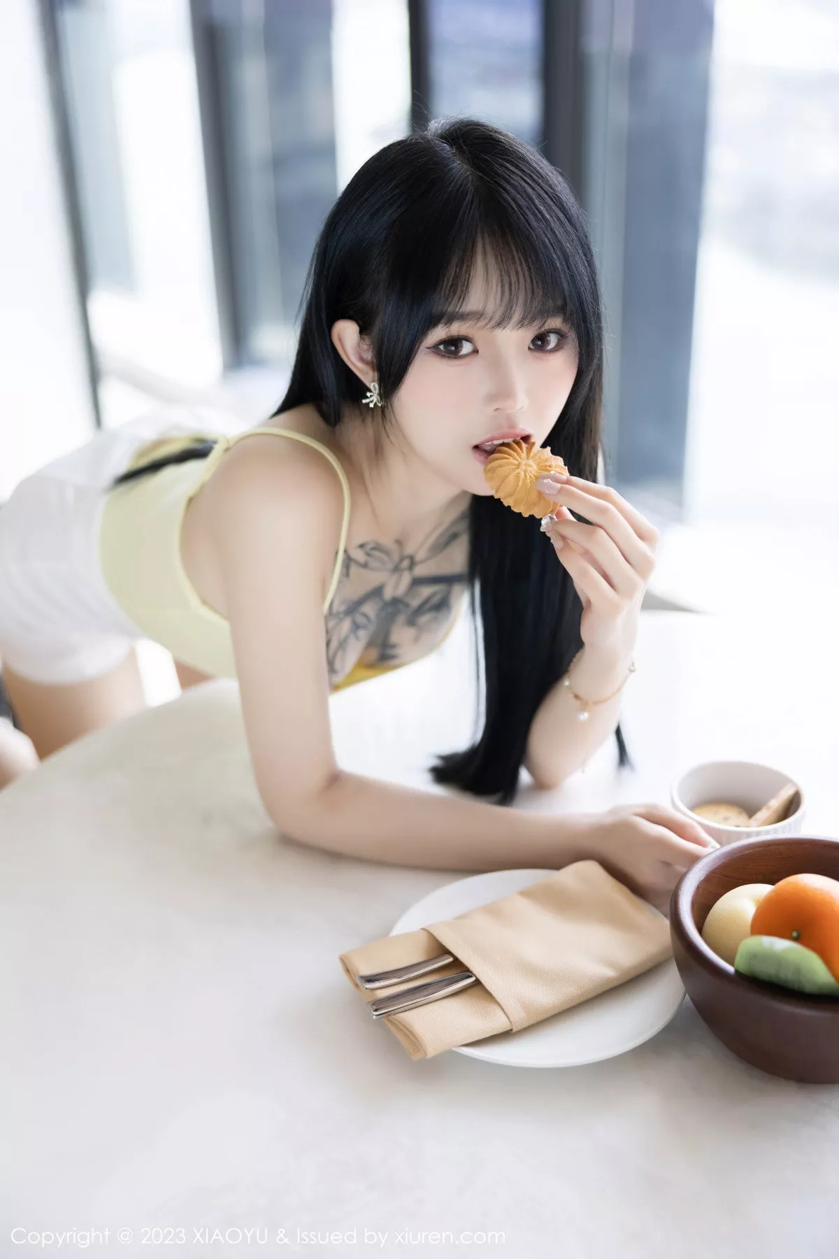 [XiaoYu画语界]第1047期奶瓶写真 [98P]-028