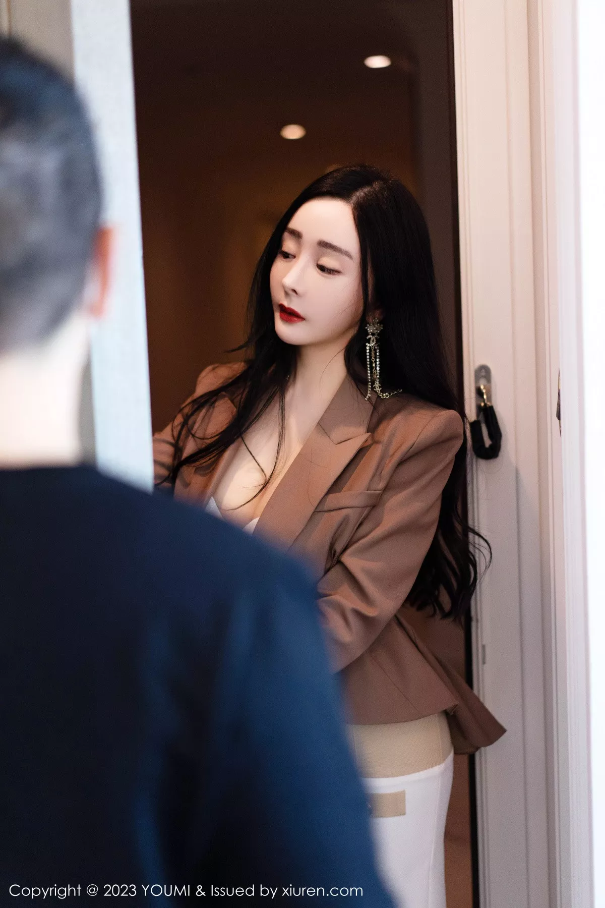 [YouMi尤蜜荟]第950期允爾写真 [73P]-001