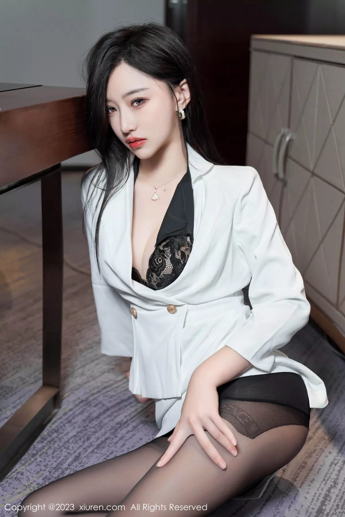 [XiuRen秀人网]第6900期妙可可写真 [80P]-002