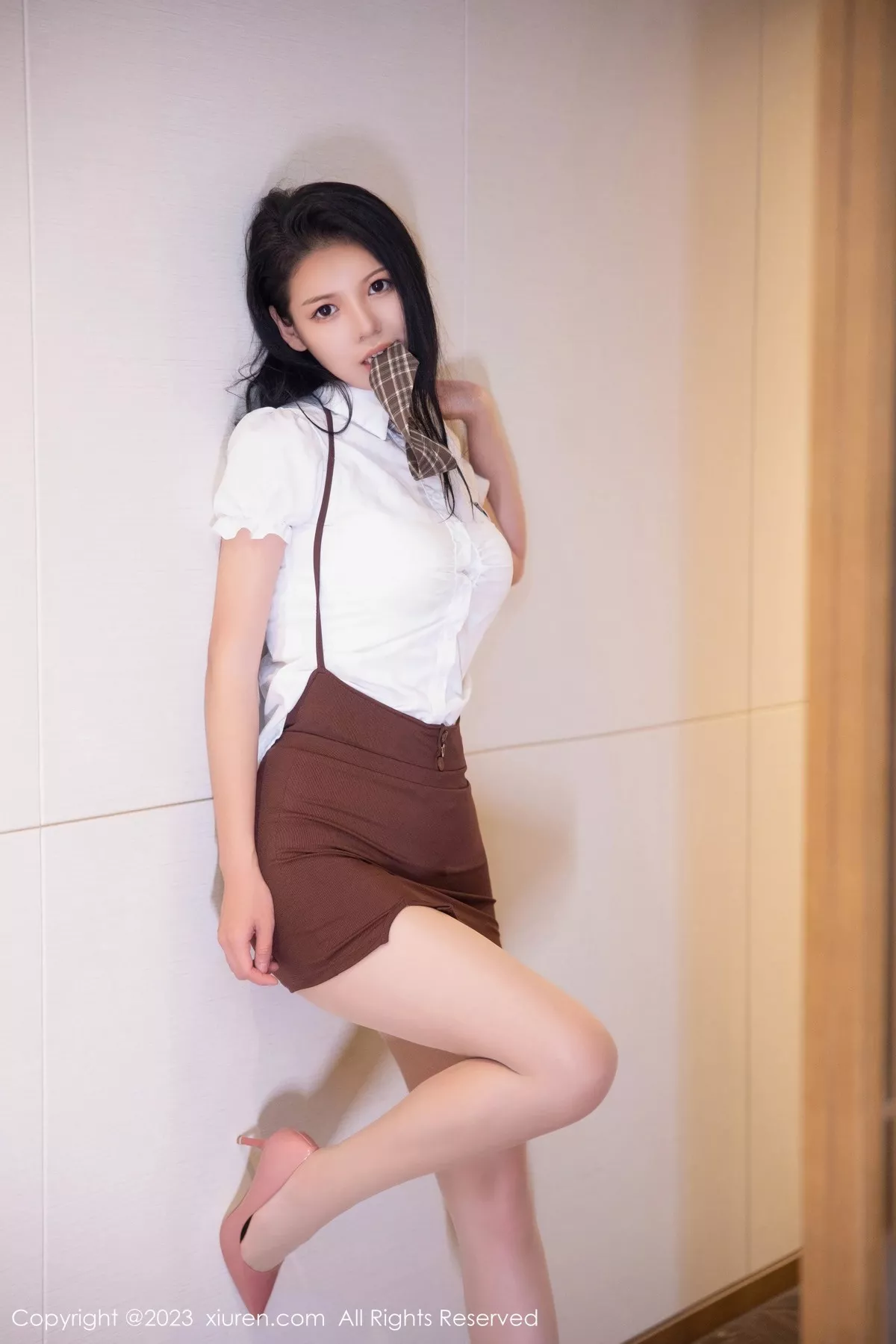 [XiuRen秀人网]第6917期大美妞儿写真 [85P]-004