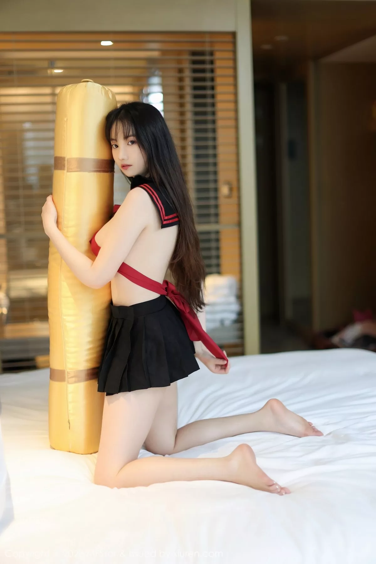 [MFStar模范学院]第622期揉揉肉肉写真 [49P]-044