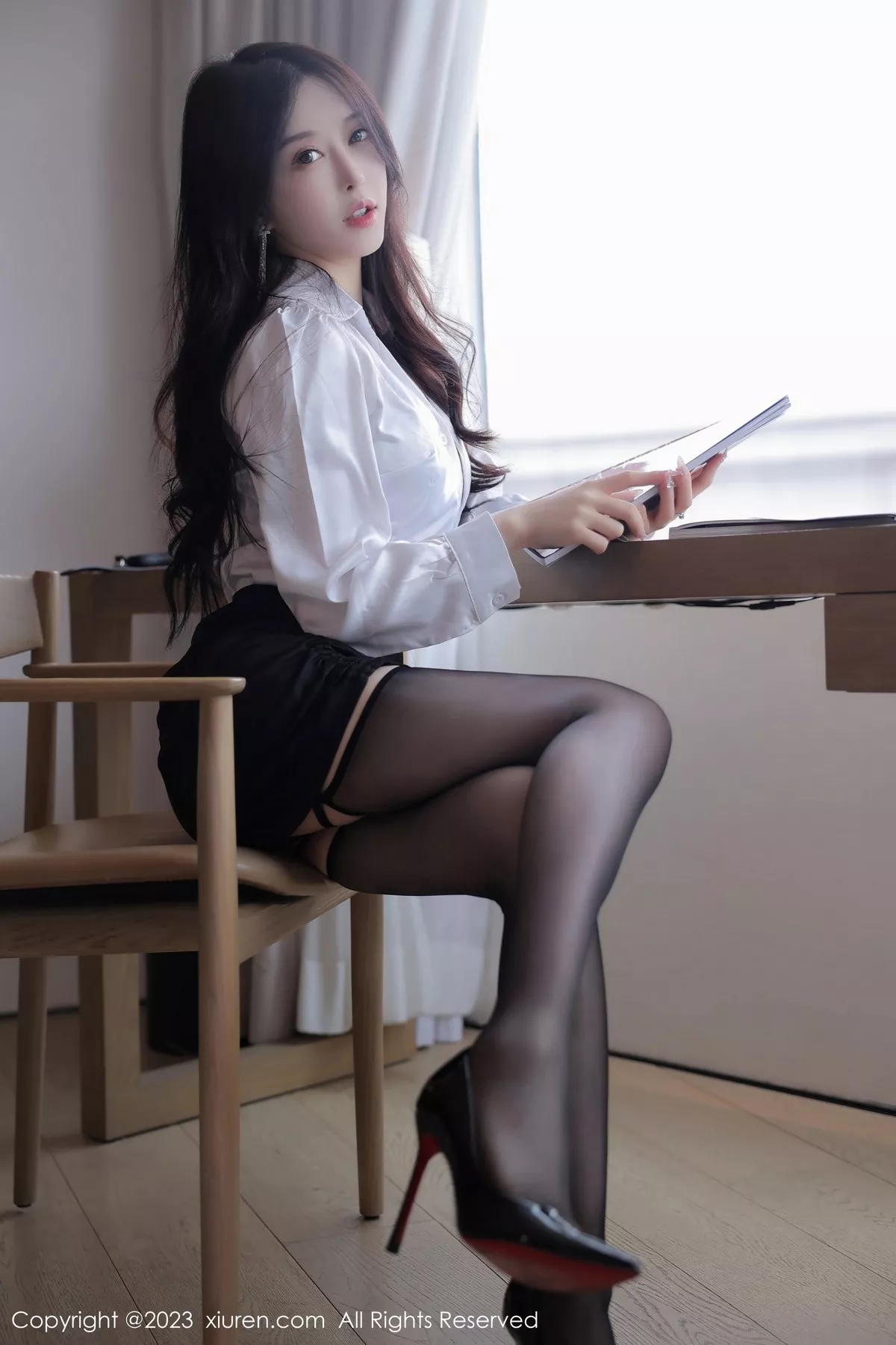 [XiuRen秀人网]第6824期玉兔写真 [90P]-003