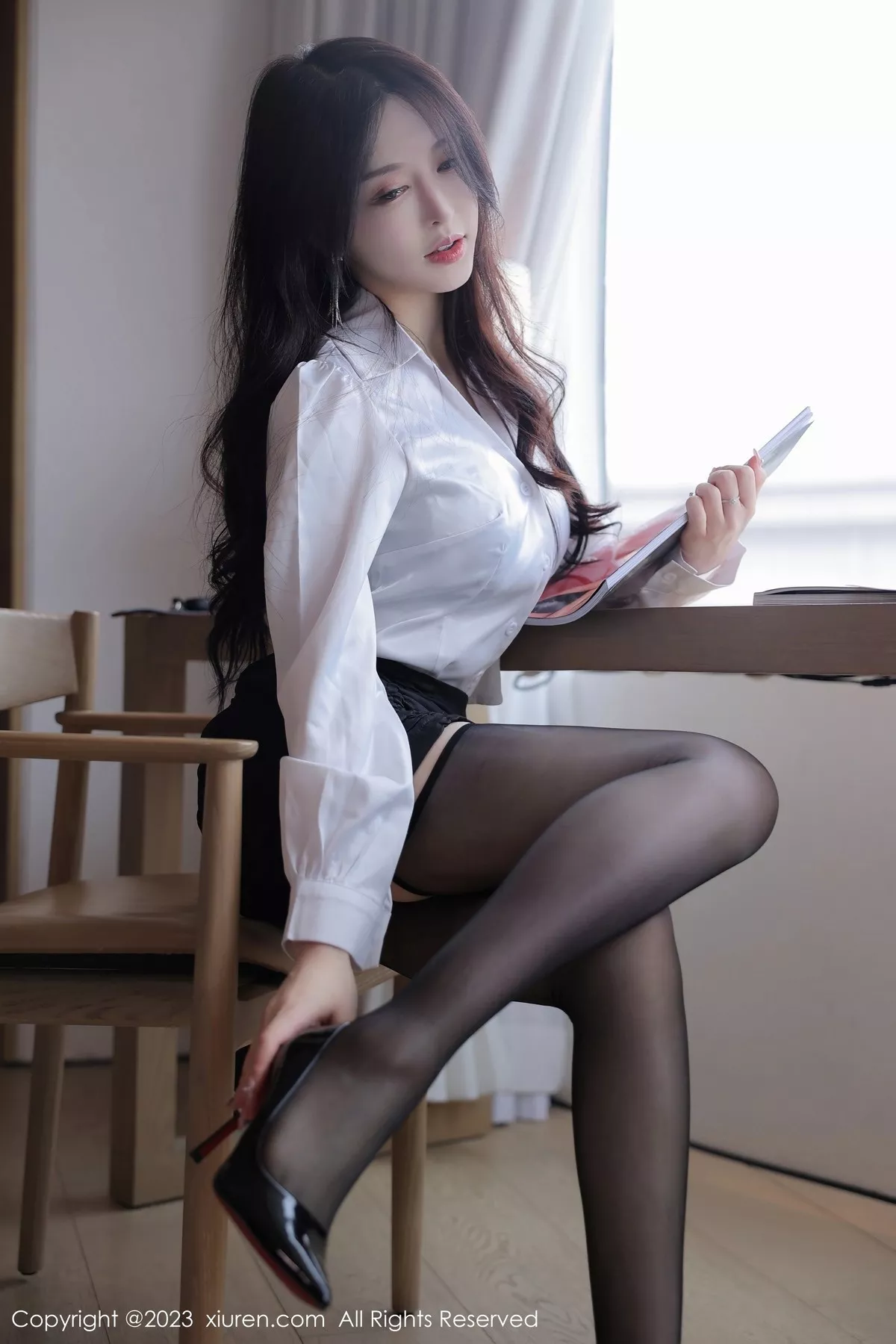 [XiuRen秀人网]第6824期玉兔写真 [90P]-004