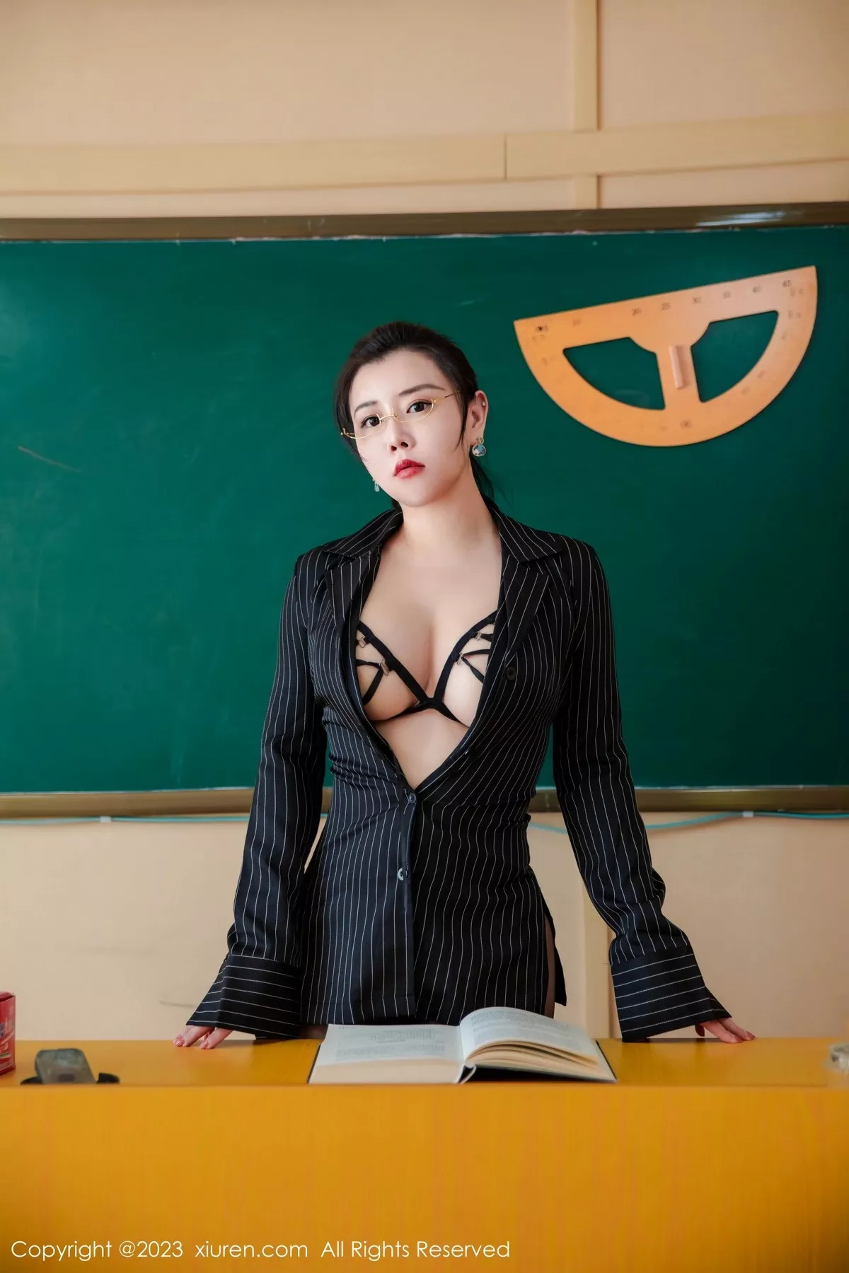 [XiuRen秀人网]第6823期王婉悠写真 [90P]-027