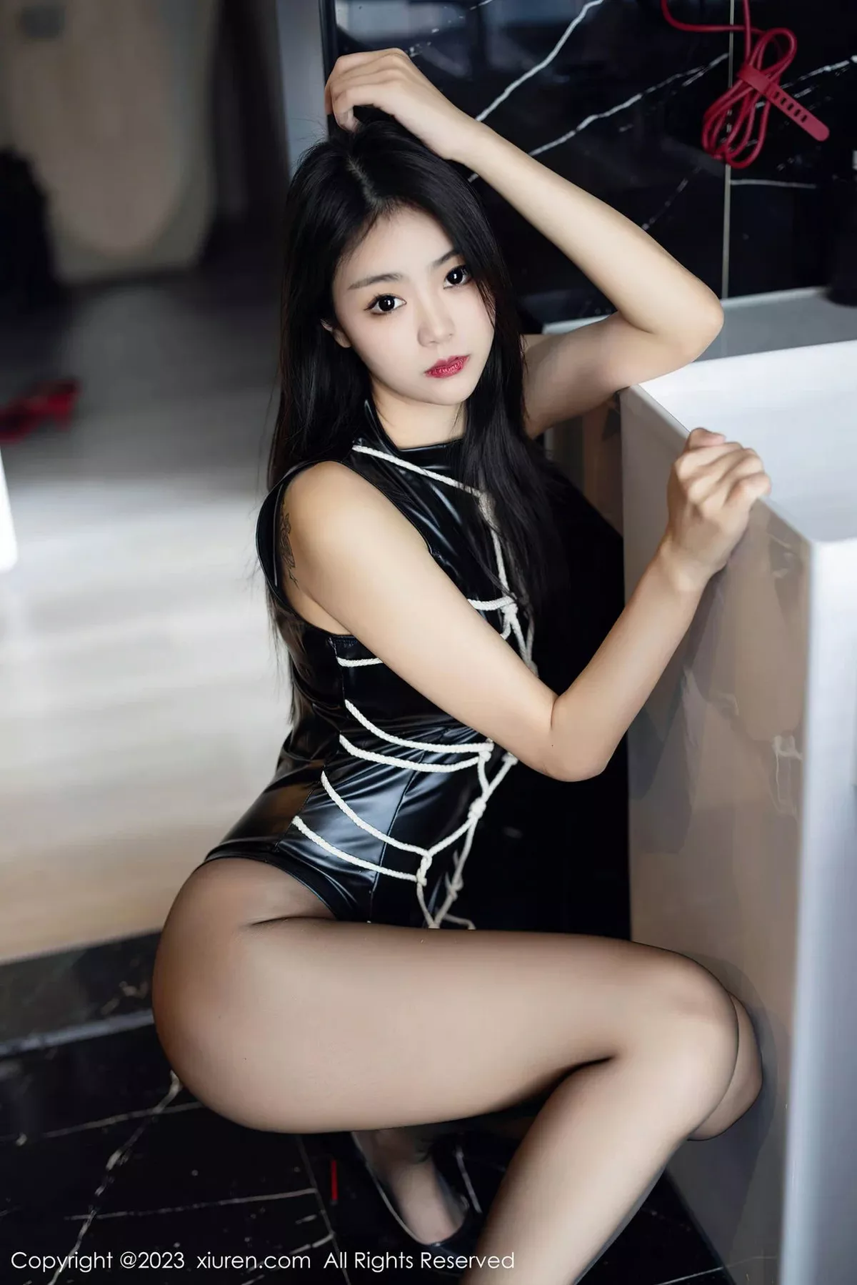 [XiuRen秀人网]第6990期可乐写真 [69P]-041