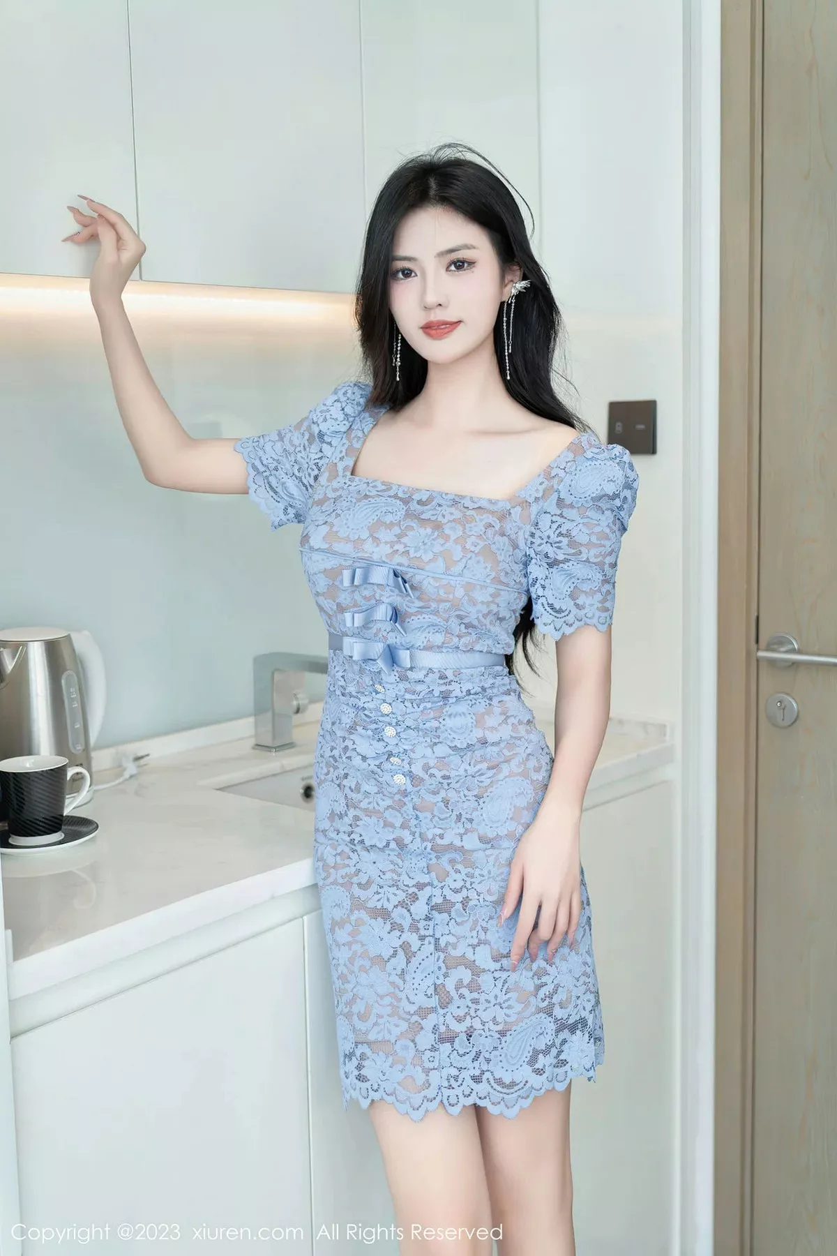 [XiuRen秀人网]第6998期浅浅写真 [87P]-001