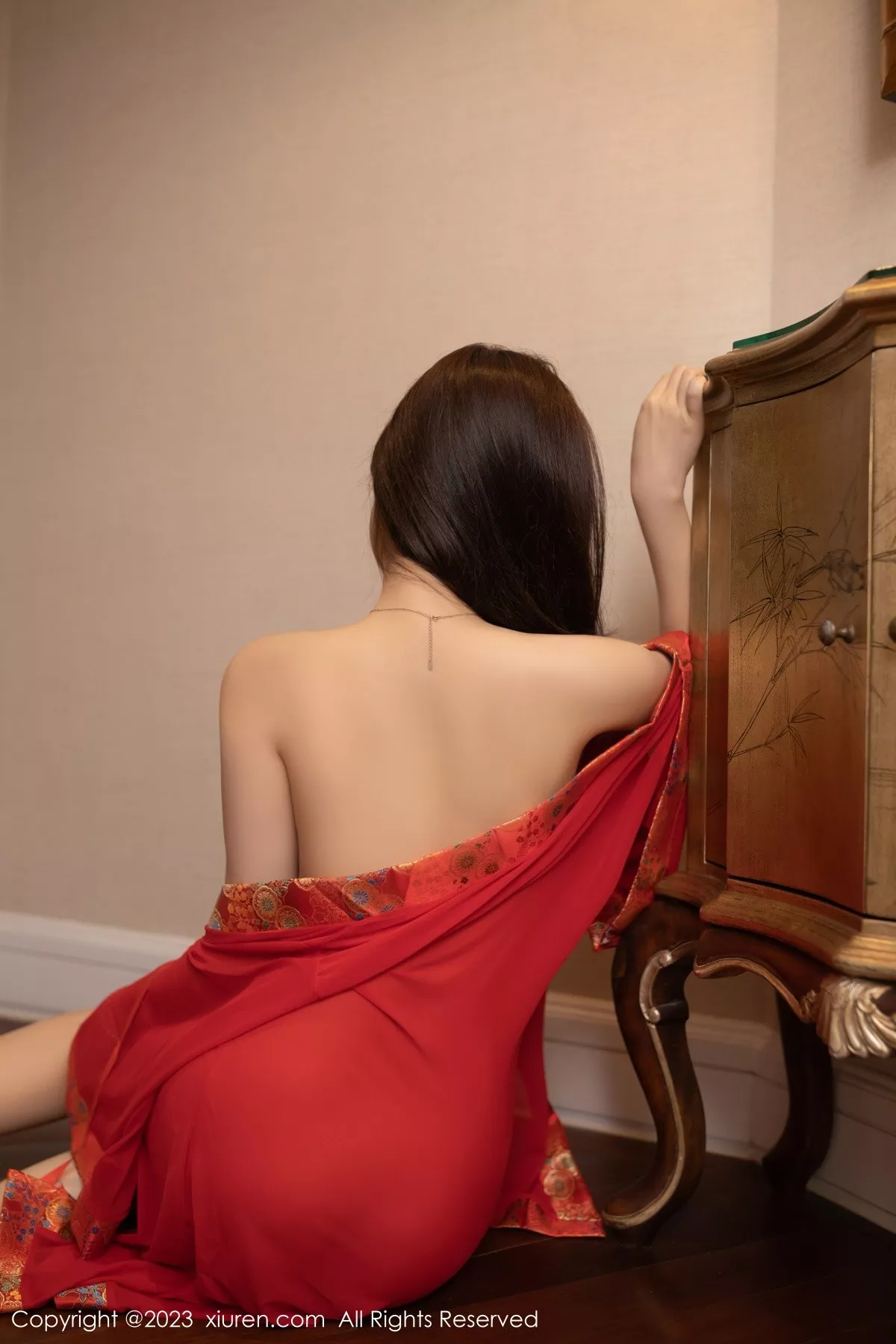 [XiuRen秀人网]第7008期鱼子酱写真 [80P]-073