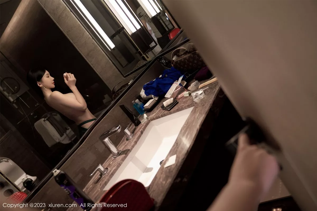 [XiuRen秀人网]第7009期周于希写真 [102P]-077
