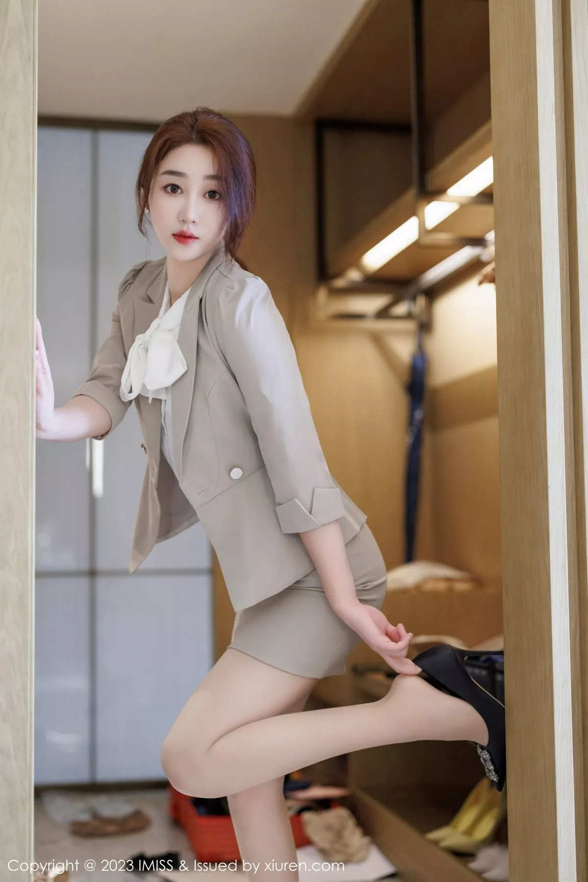 [Imiss爱蜜社]第735期九月生写真 [57P]-036