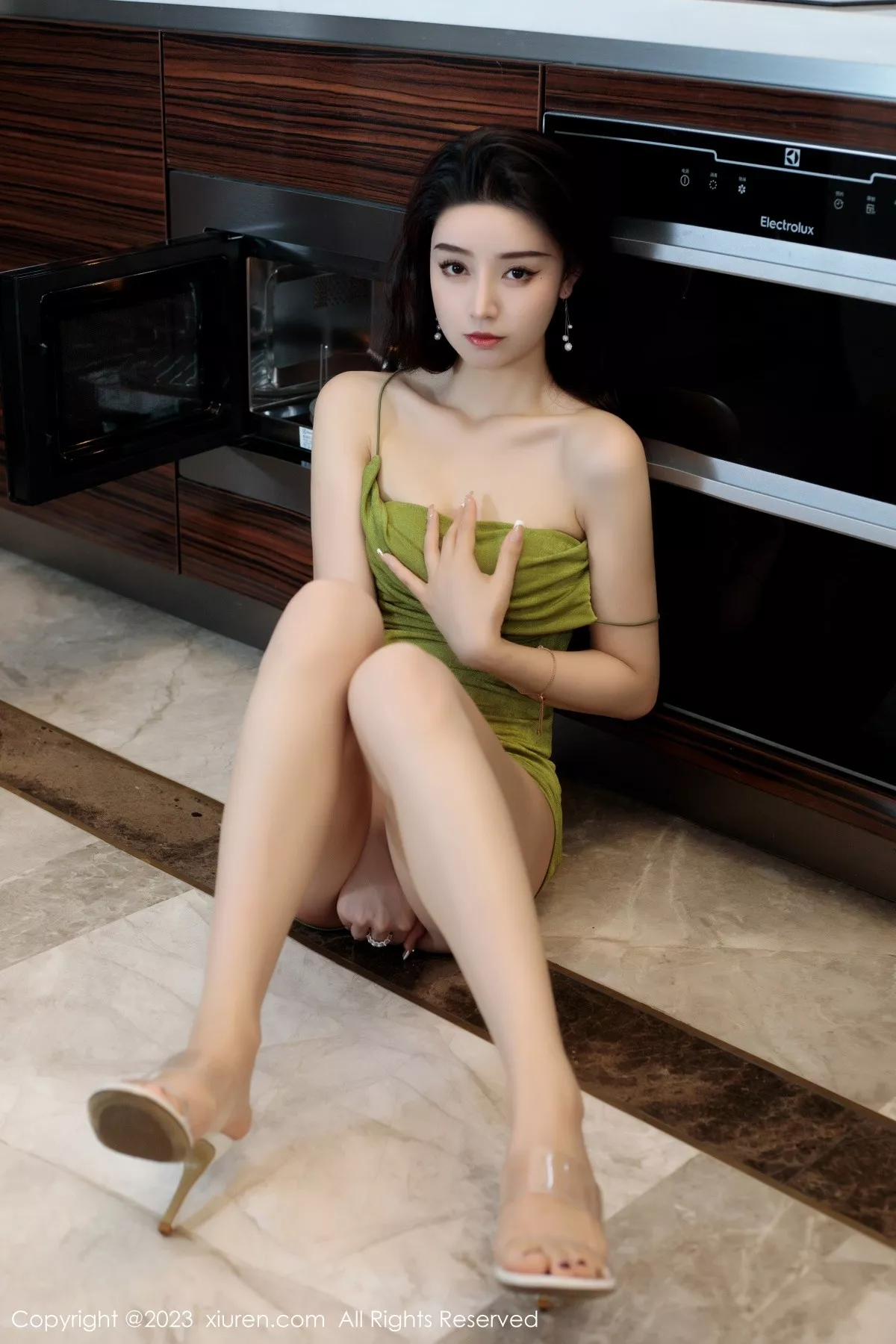 [XiuRen秀人网]第7011期苏曼兮写真 [72P]-041