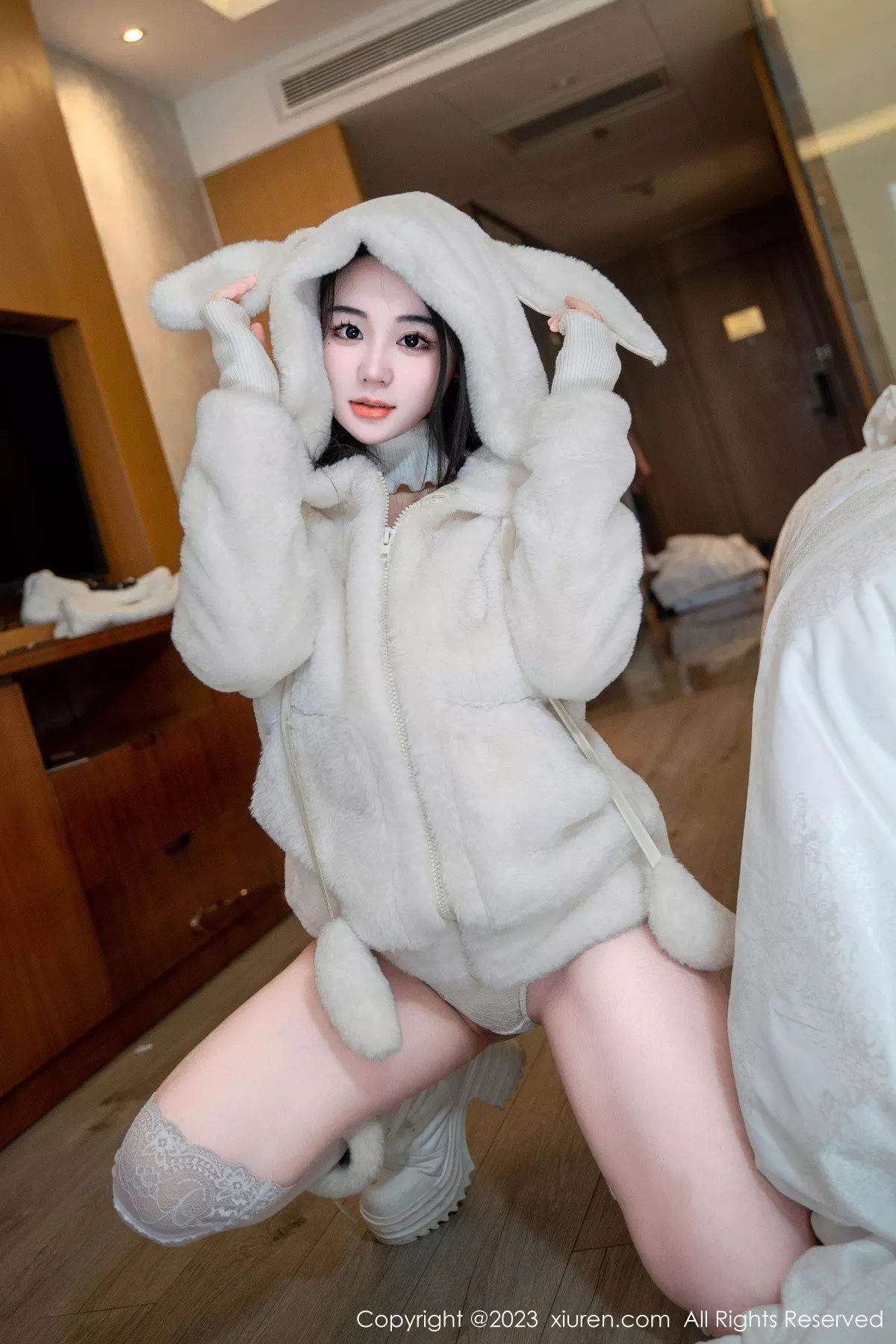 [XiuRen秀人网]第7018期汐汐爱吃草莓写真 [68P]-010