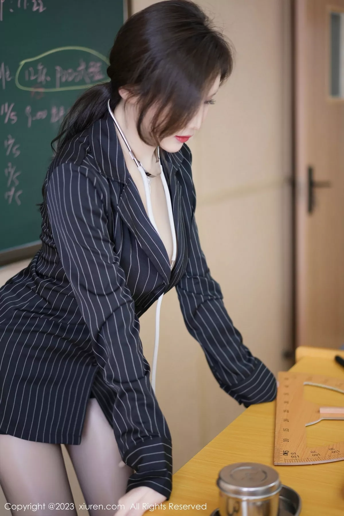 [XiuRen秀人网]第7042期周妍希写真 [73P]-003