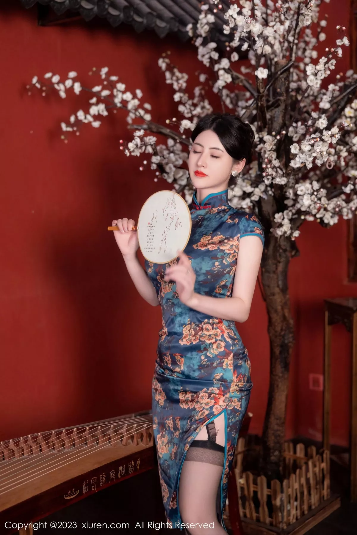 [XiuRen秀人网]第7051期诗诗写真 [82P]-012