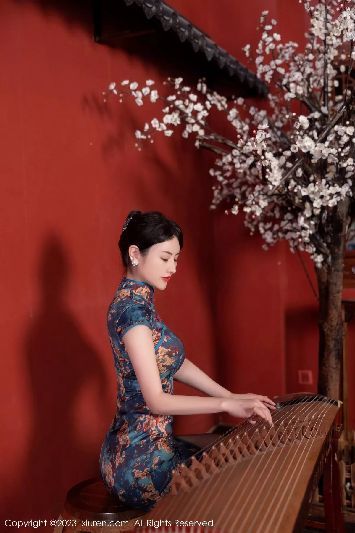 [XiuRen秀人网]第7051期诗诗写真 [82P]-009