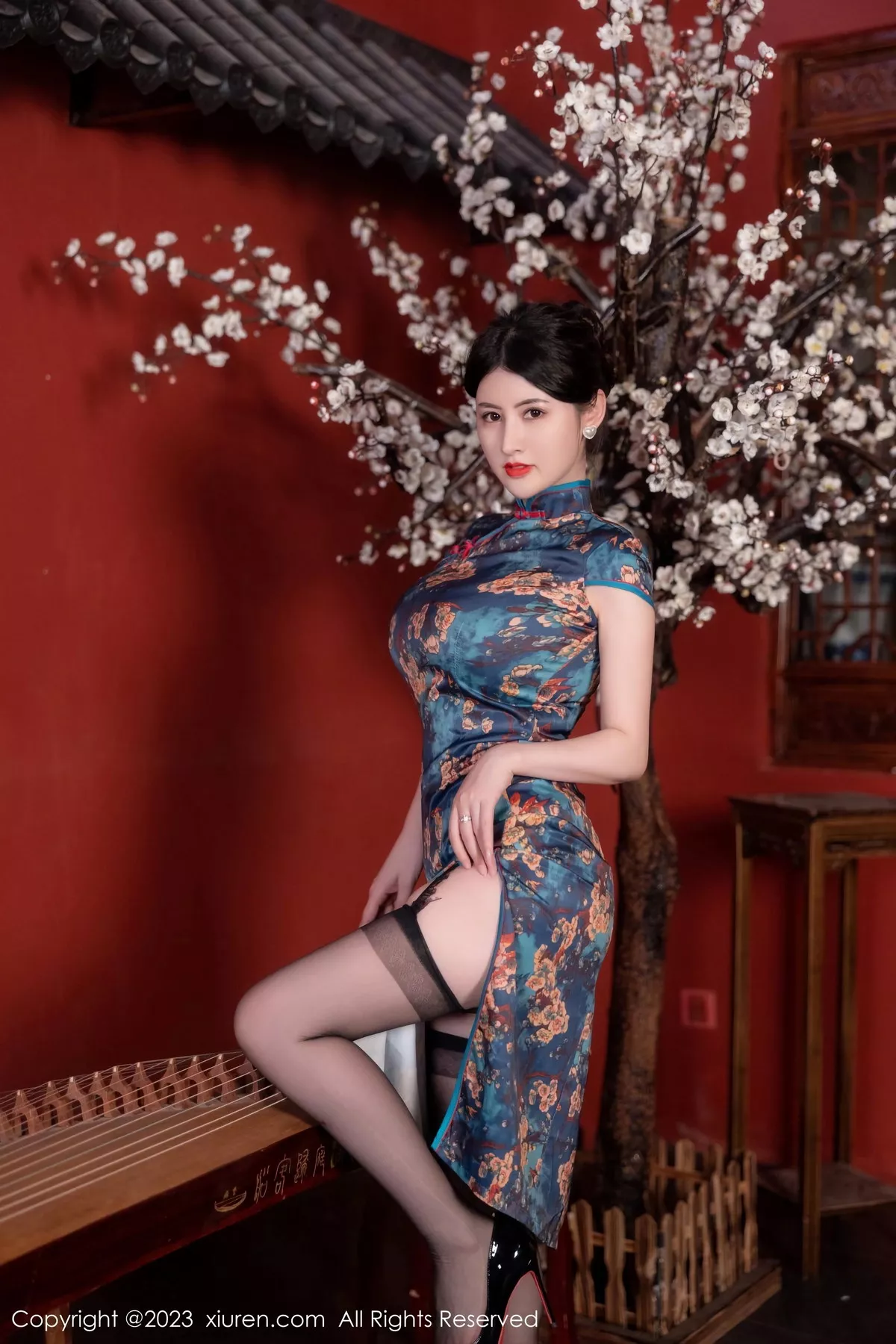 [XiuRen秀人网]第7051期诗诗写真 [82P]-013