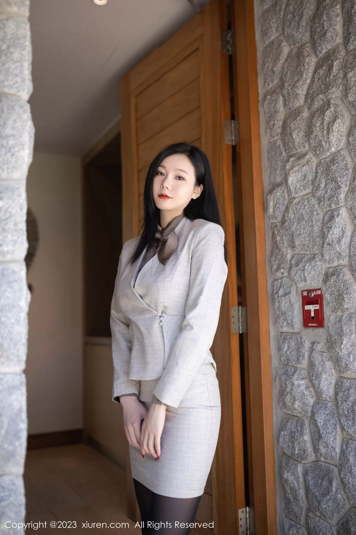 [XiuRen秀人网]第6951期安然写真 [79P]-001