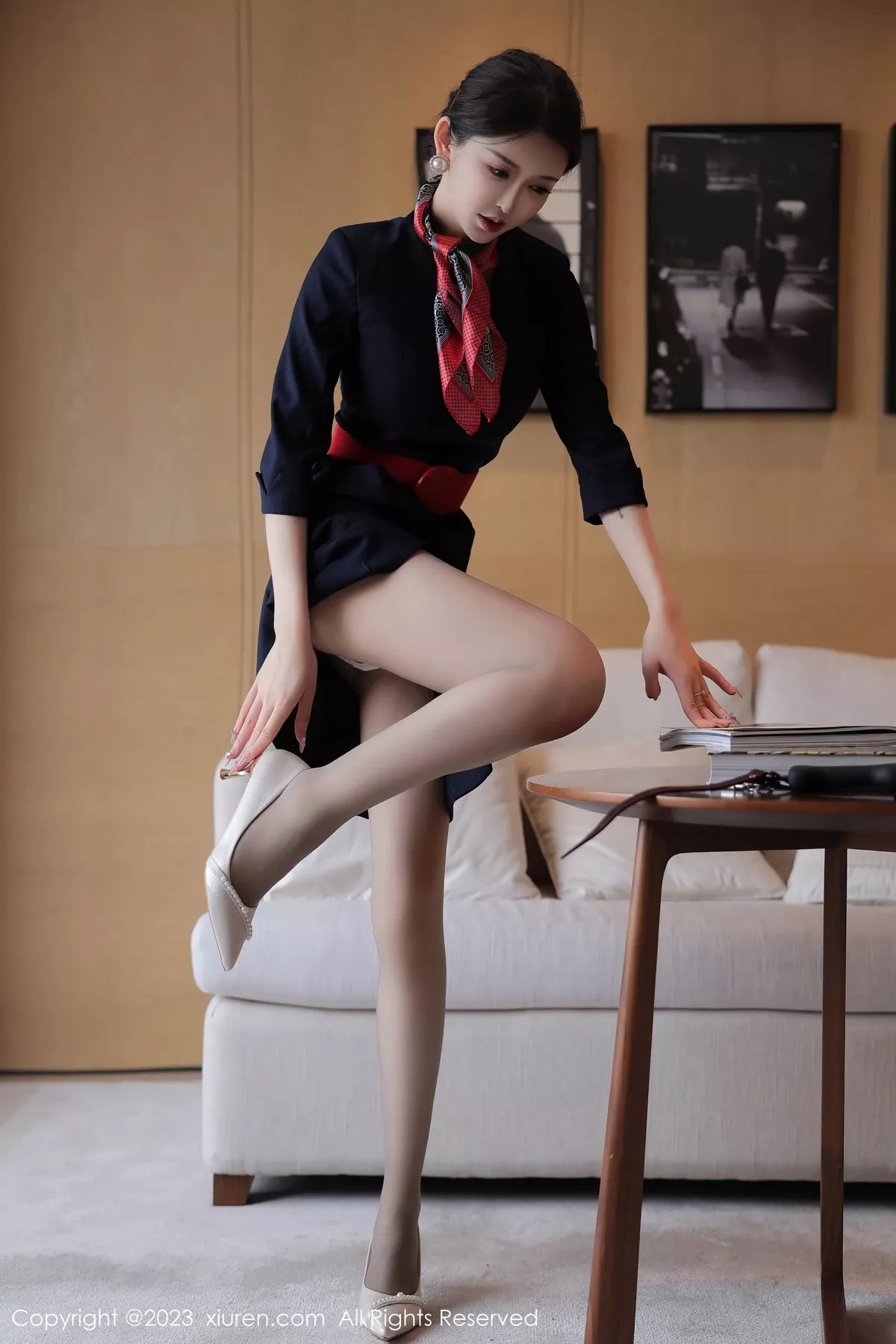 [XiuRen秀人网]第6966期玉兔写真 [90P]-001