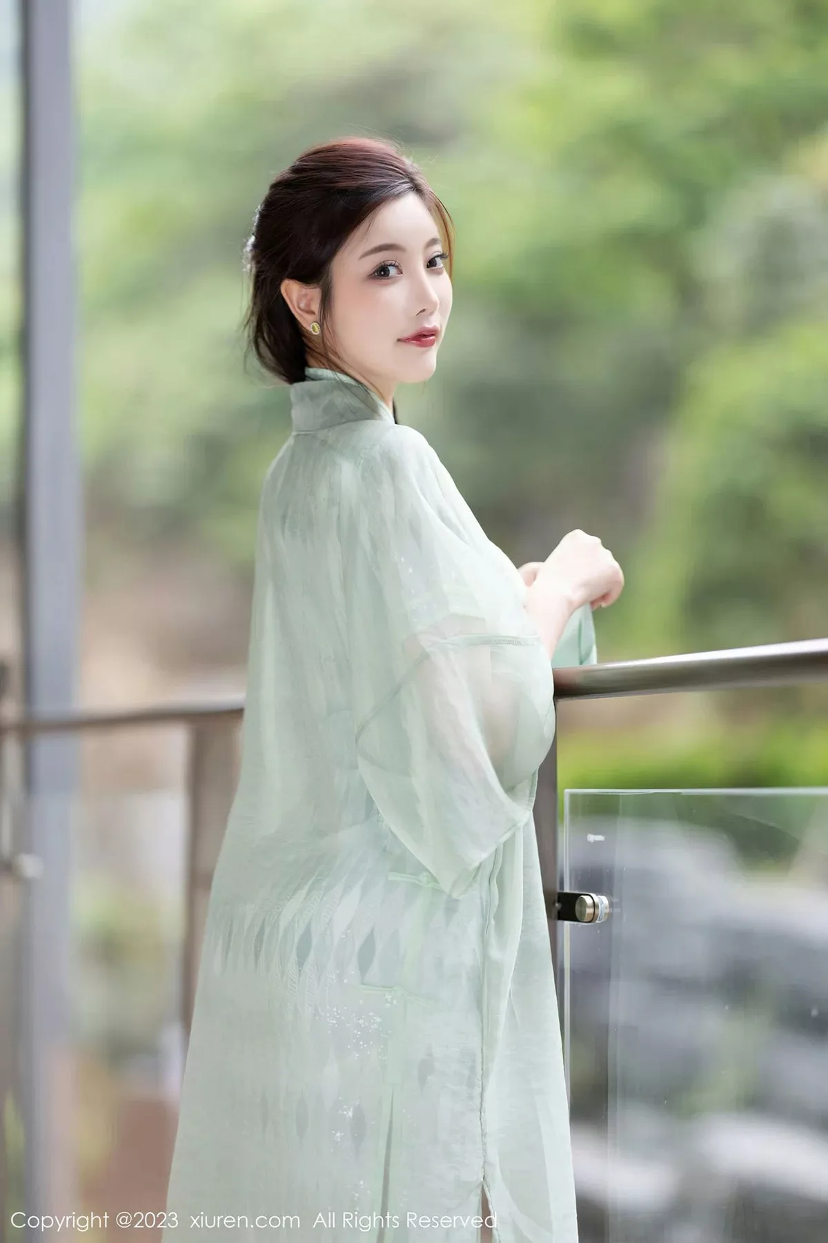 [XiuRen秀人网]第6983期杨晨晨写真 [84P]-003
